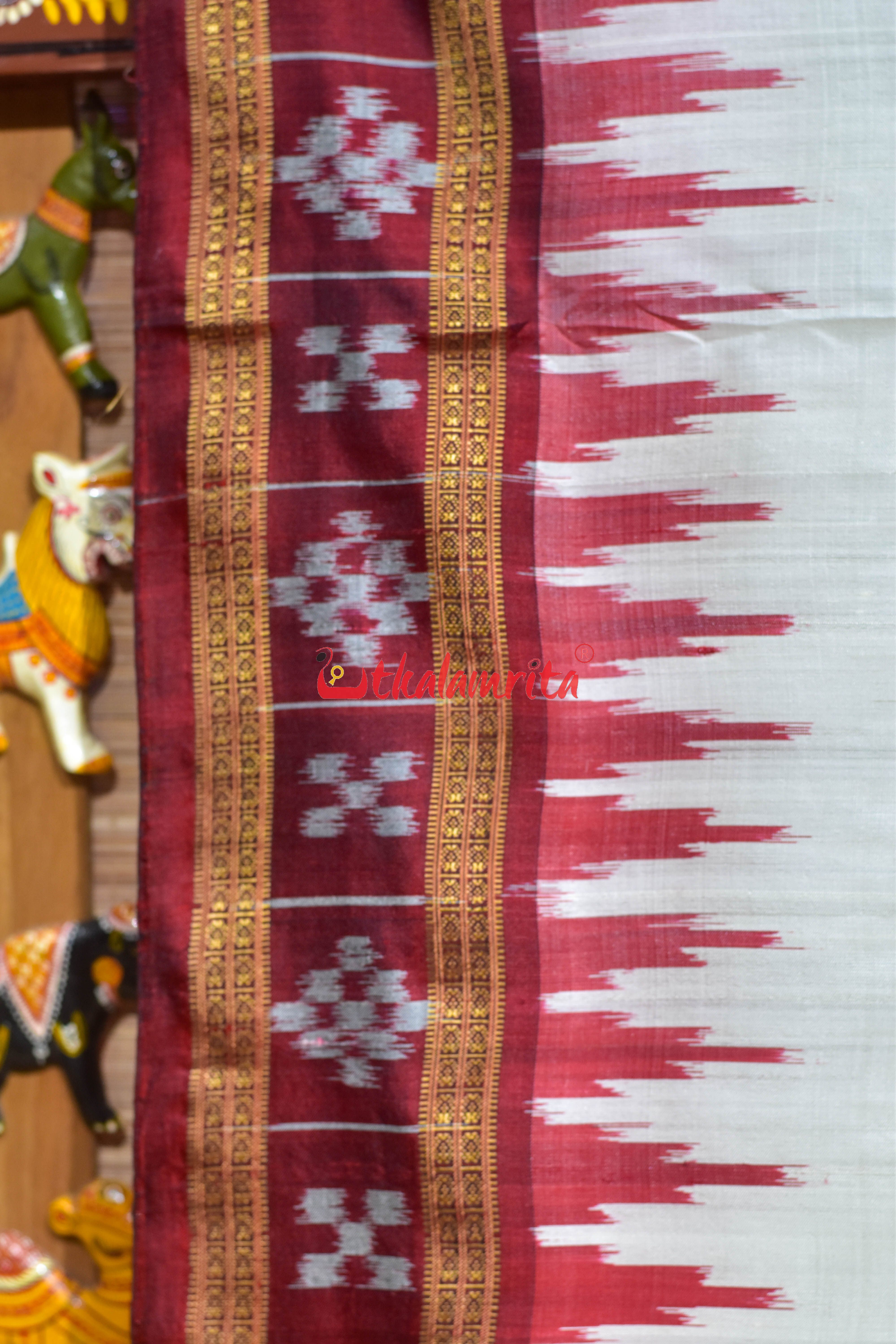 White Maroon Border Pasapali Lines Khandua Silk Saree