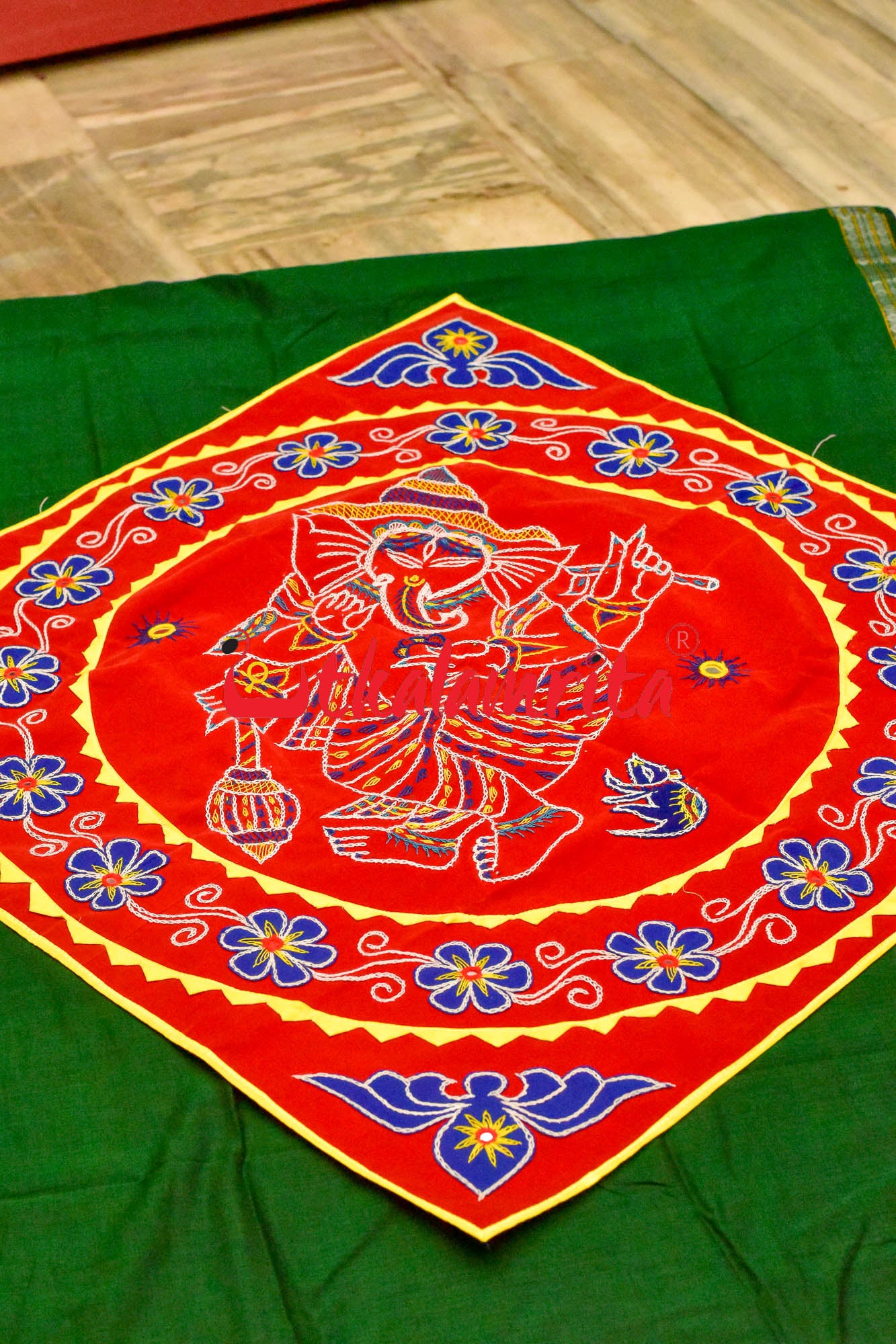 Red Ganesha Single Applique