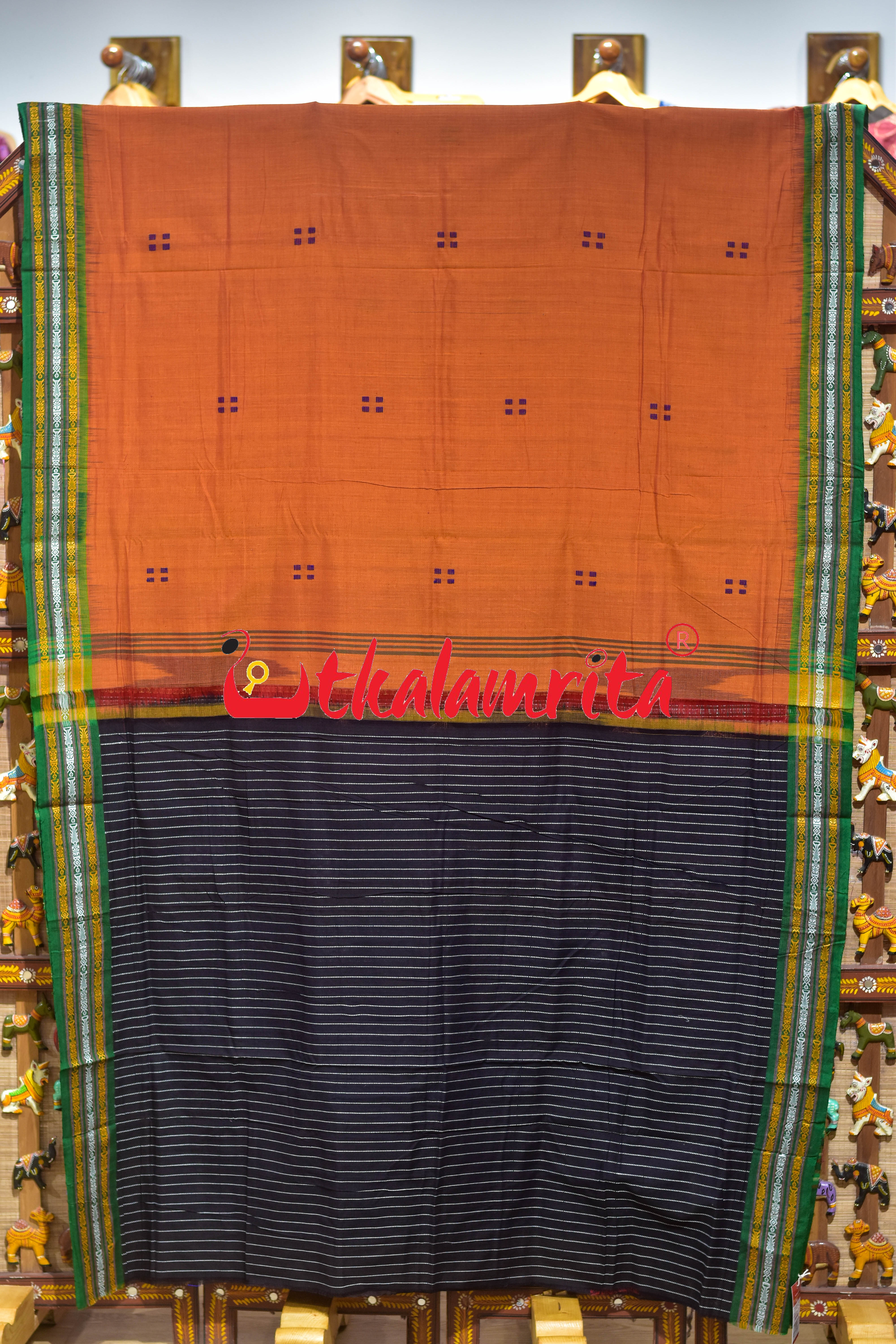Rust Buta Phula Anchal Dhalapathar Cotton Saree