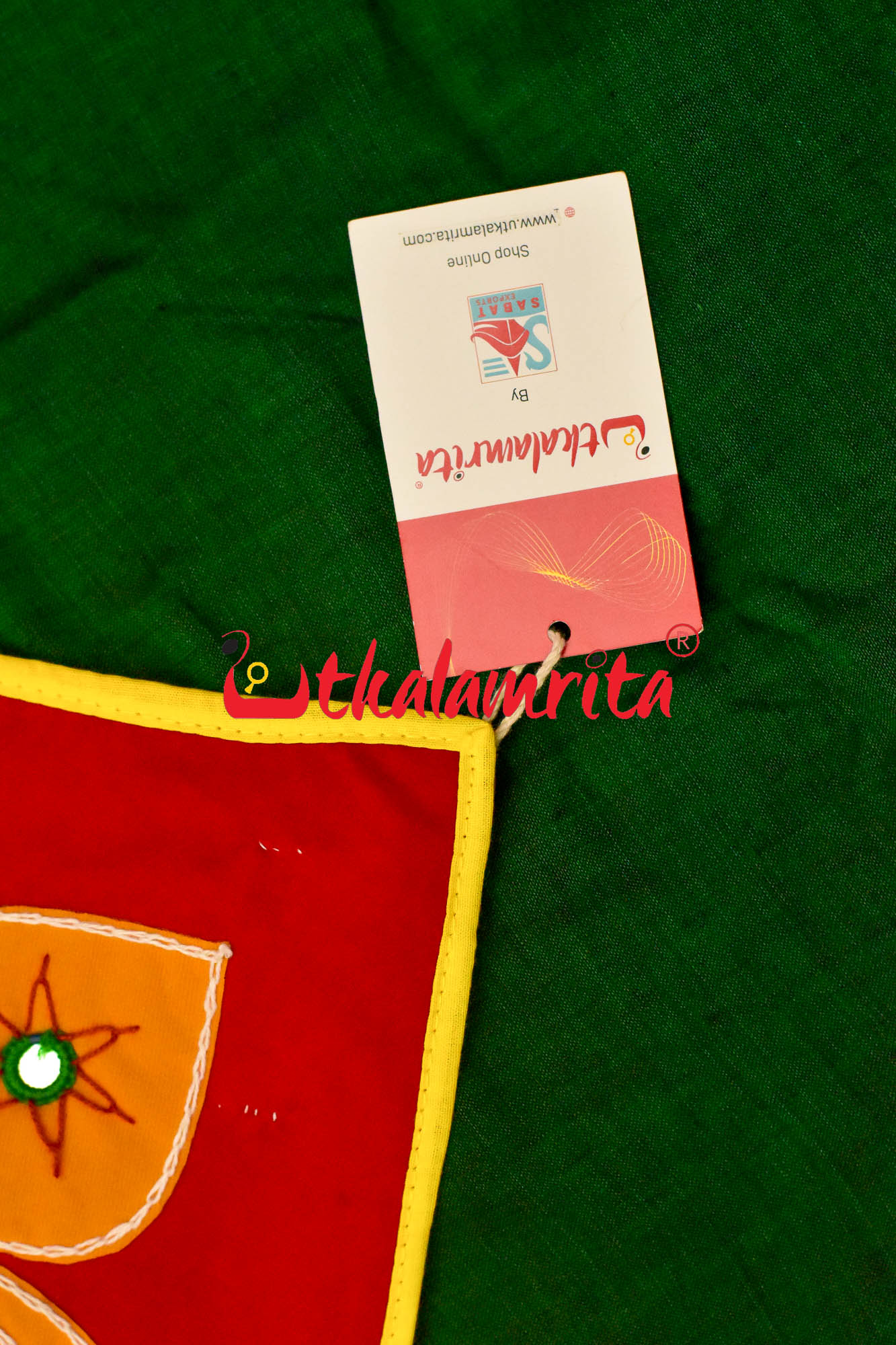 Double Peacock Red Green Applique