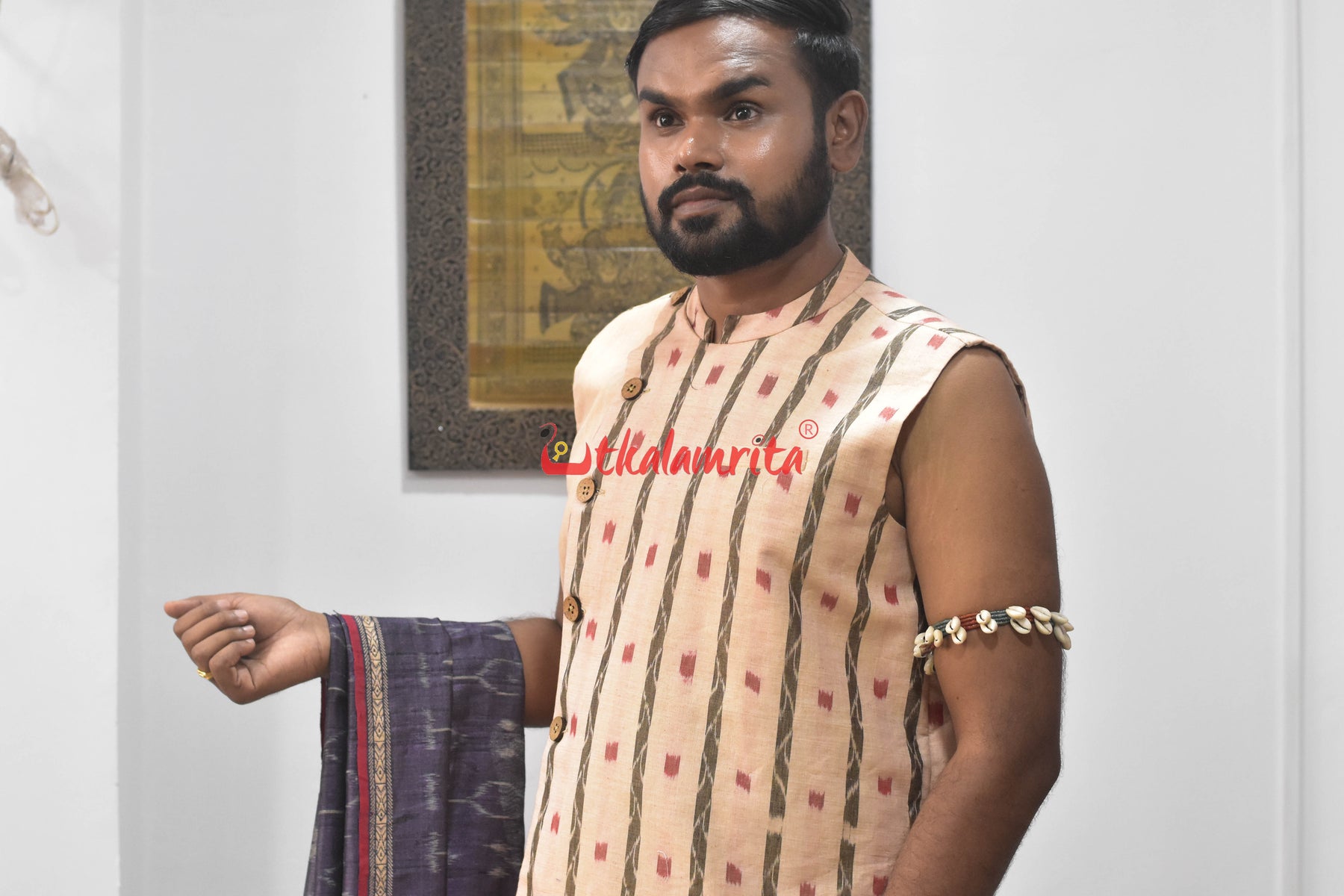 Double Anchal Body Ikat Tussar Silk Saree
