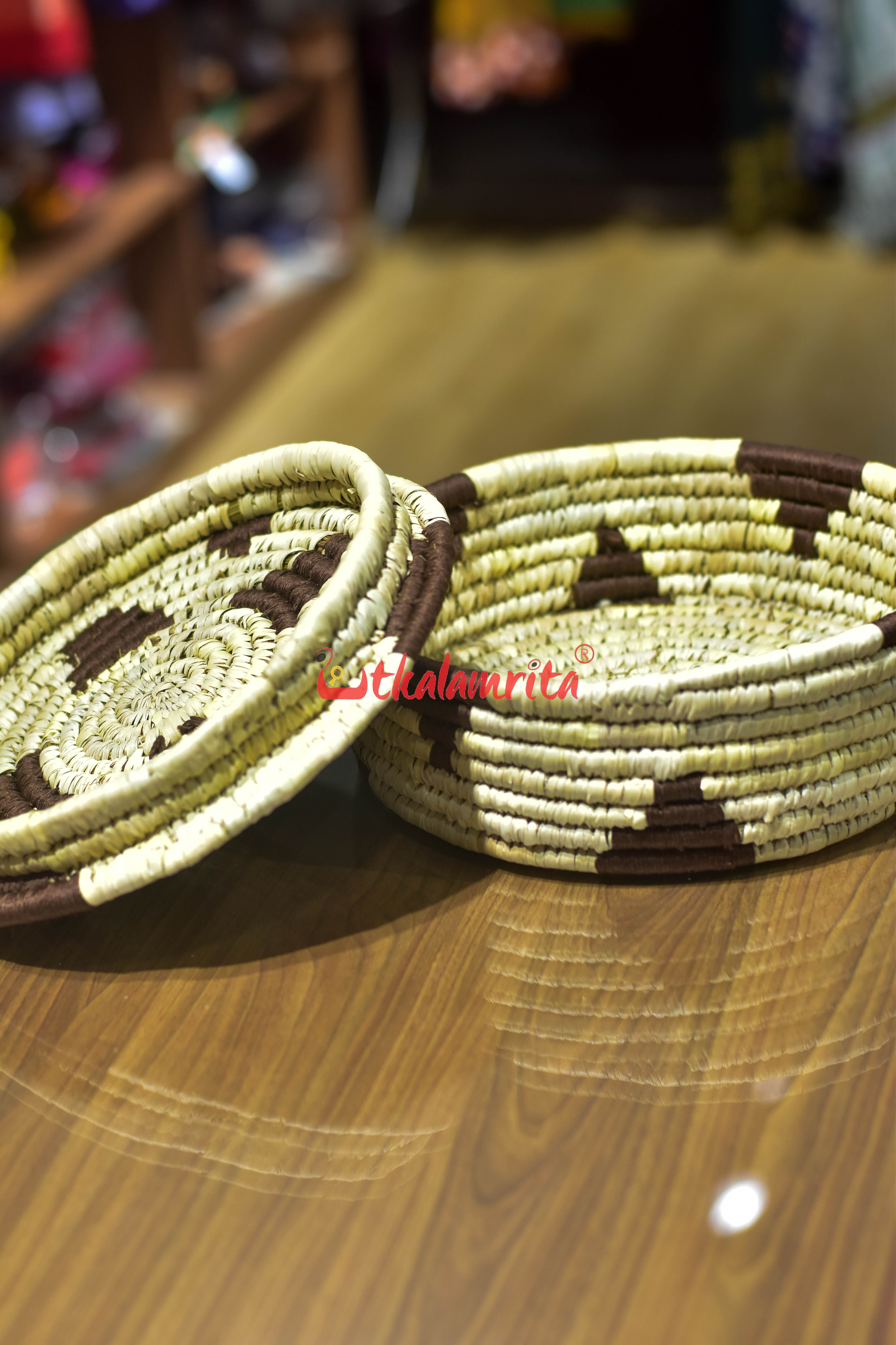 Leo Sabai Grass Roti Box (Coffee)