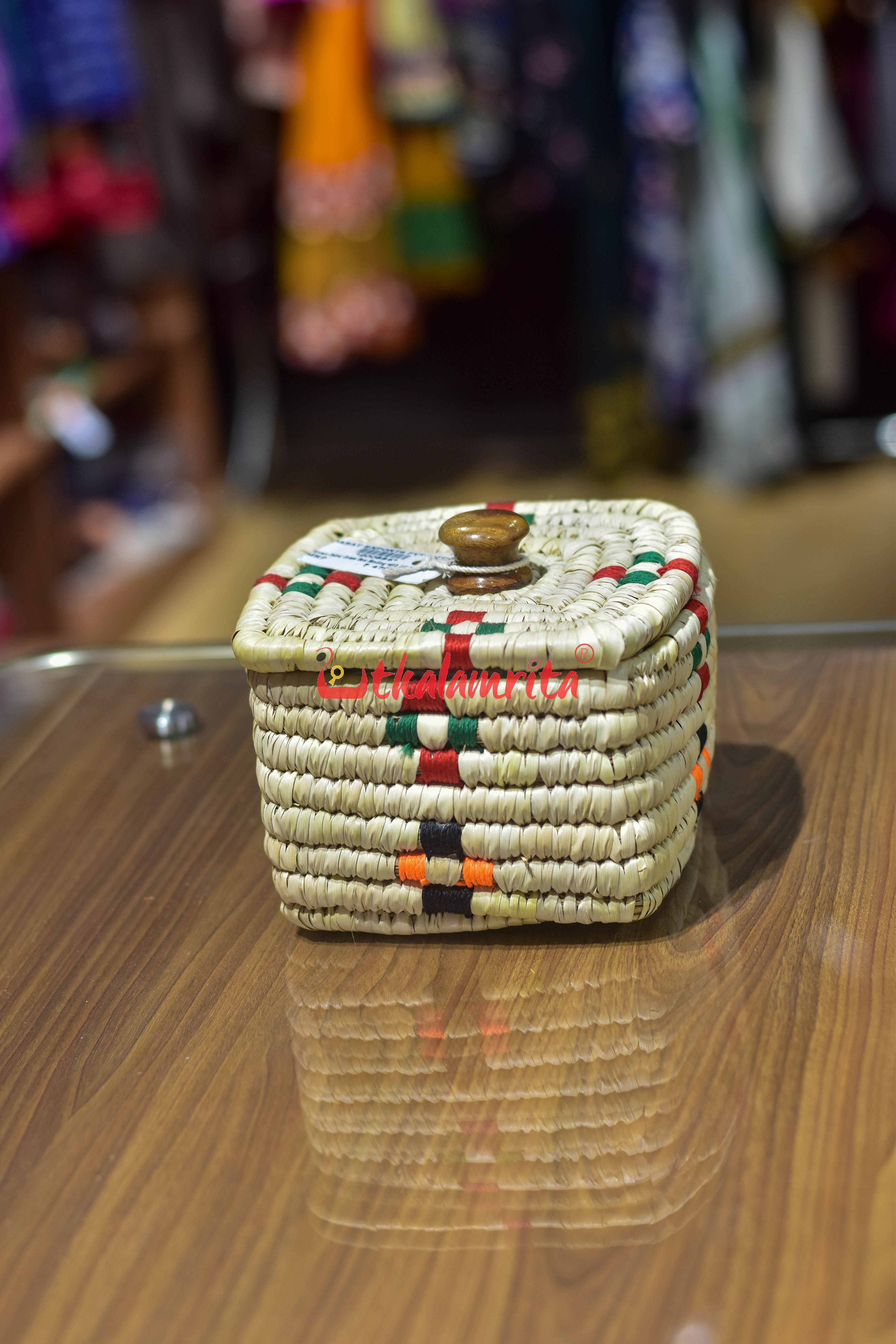 Square Sabai Grass Box Binding with Lid & Knob