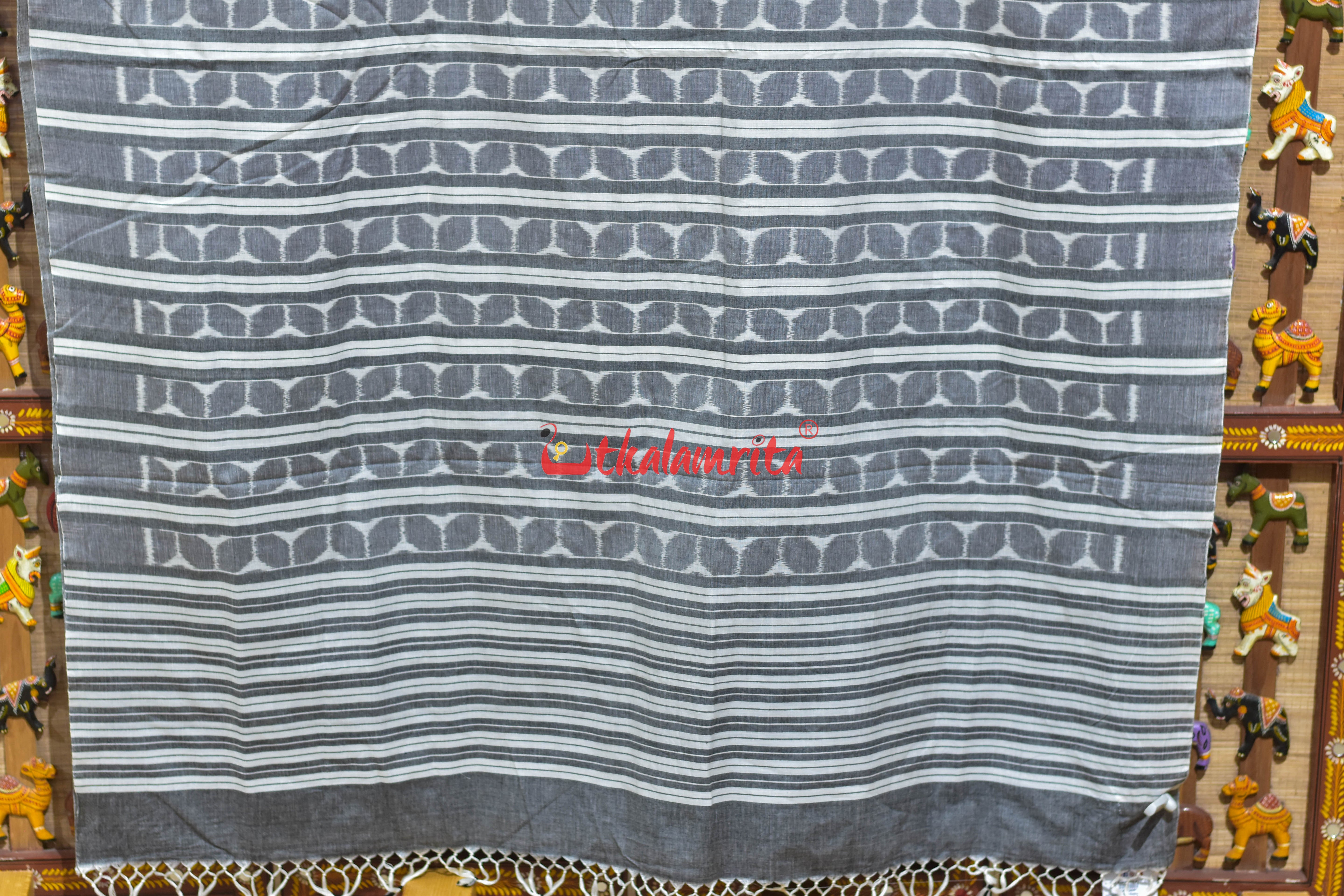 Grey Chessboard Thikiri Khandua Cotton Saree