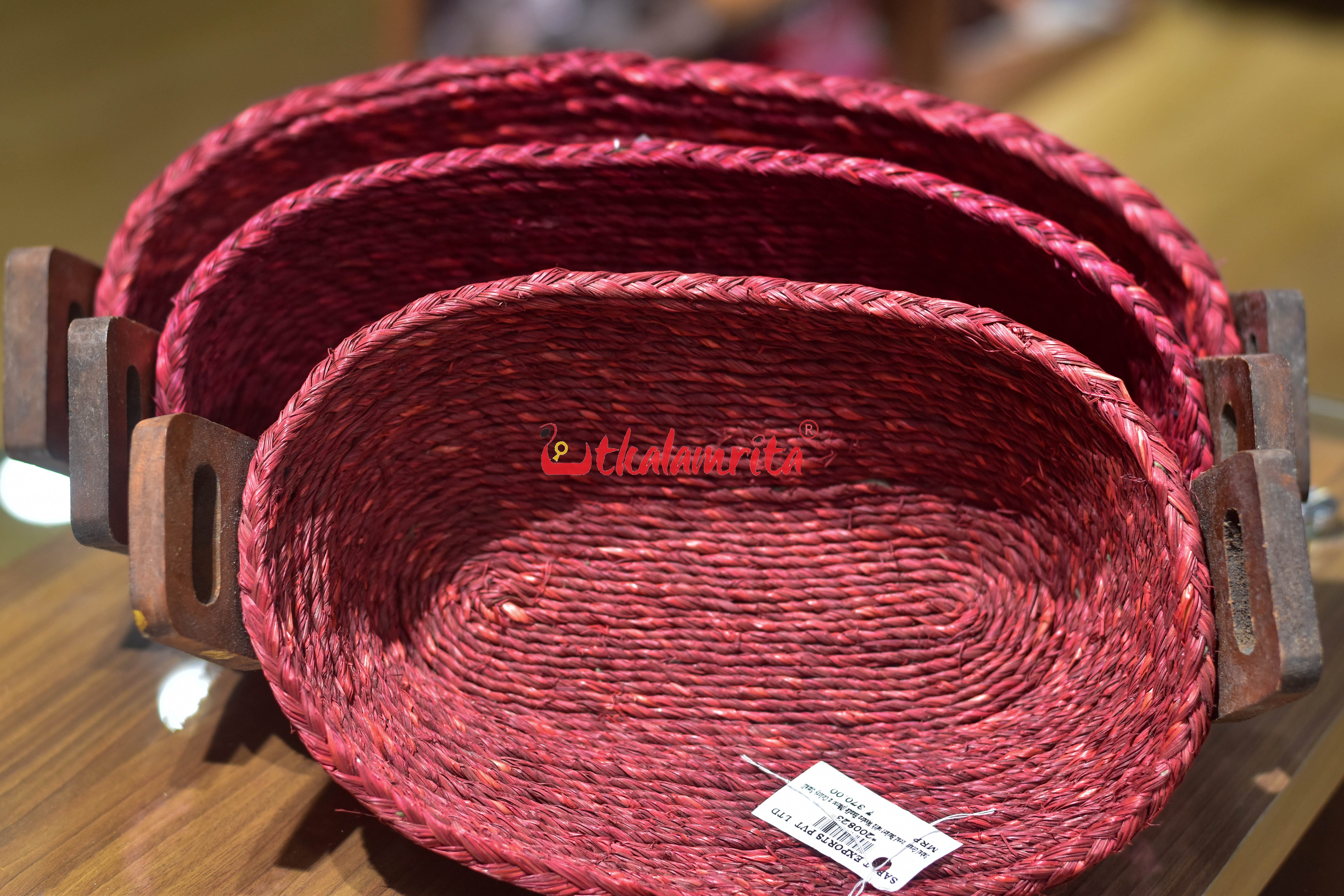 Sabai Grass Bread Basket with Wooden Handle (Maroon Color)- Small