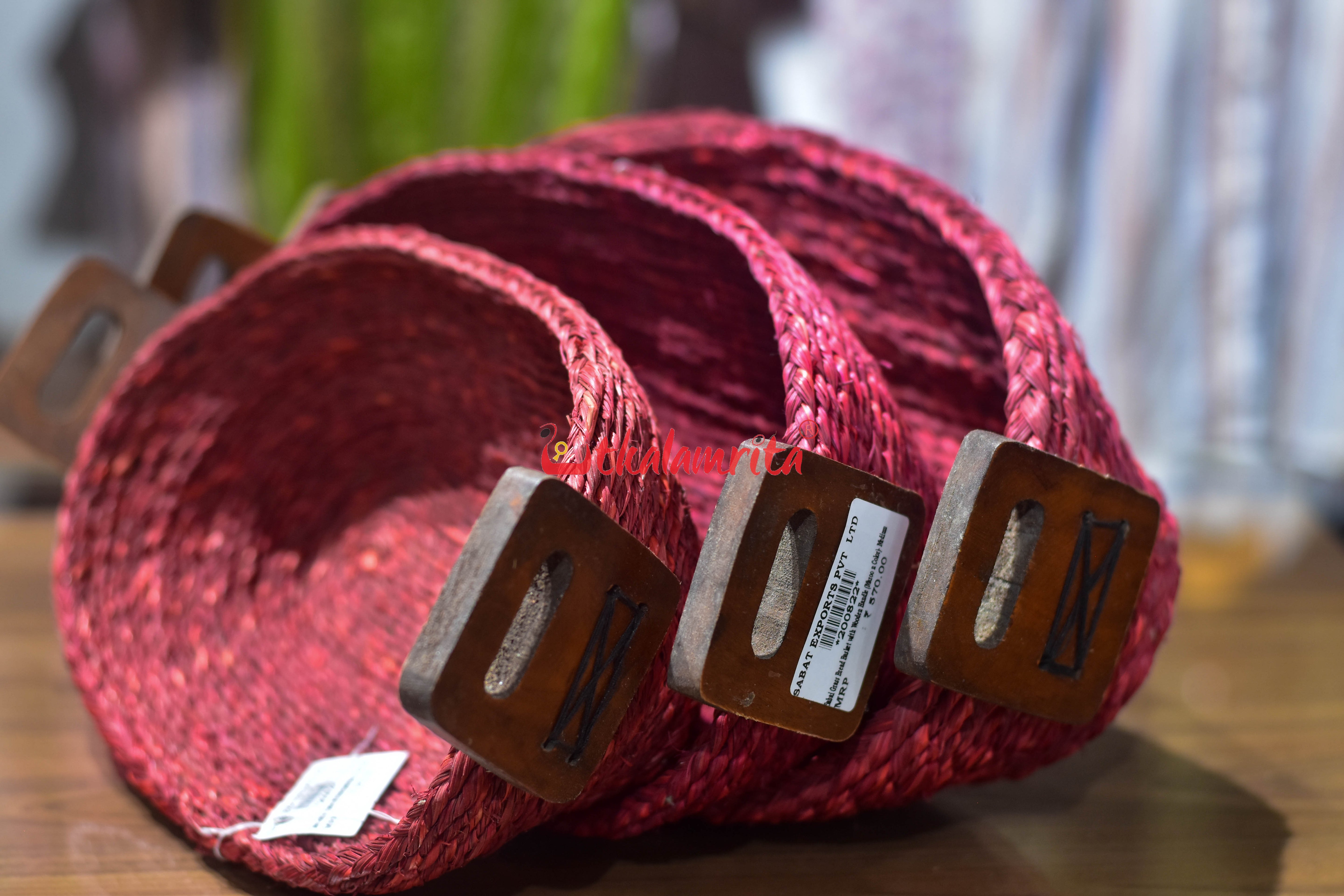 Sabai Grass Bread Basket with Wooden Handle (Maroon Color)- Medium