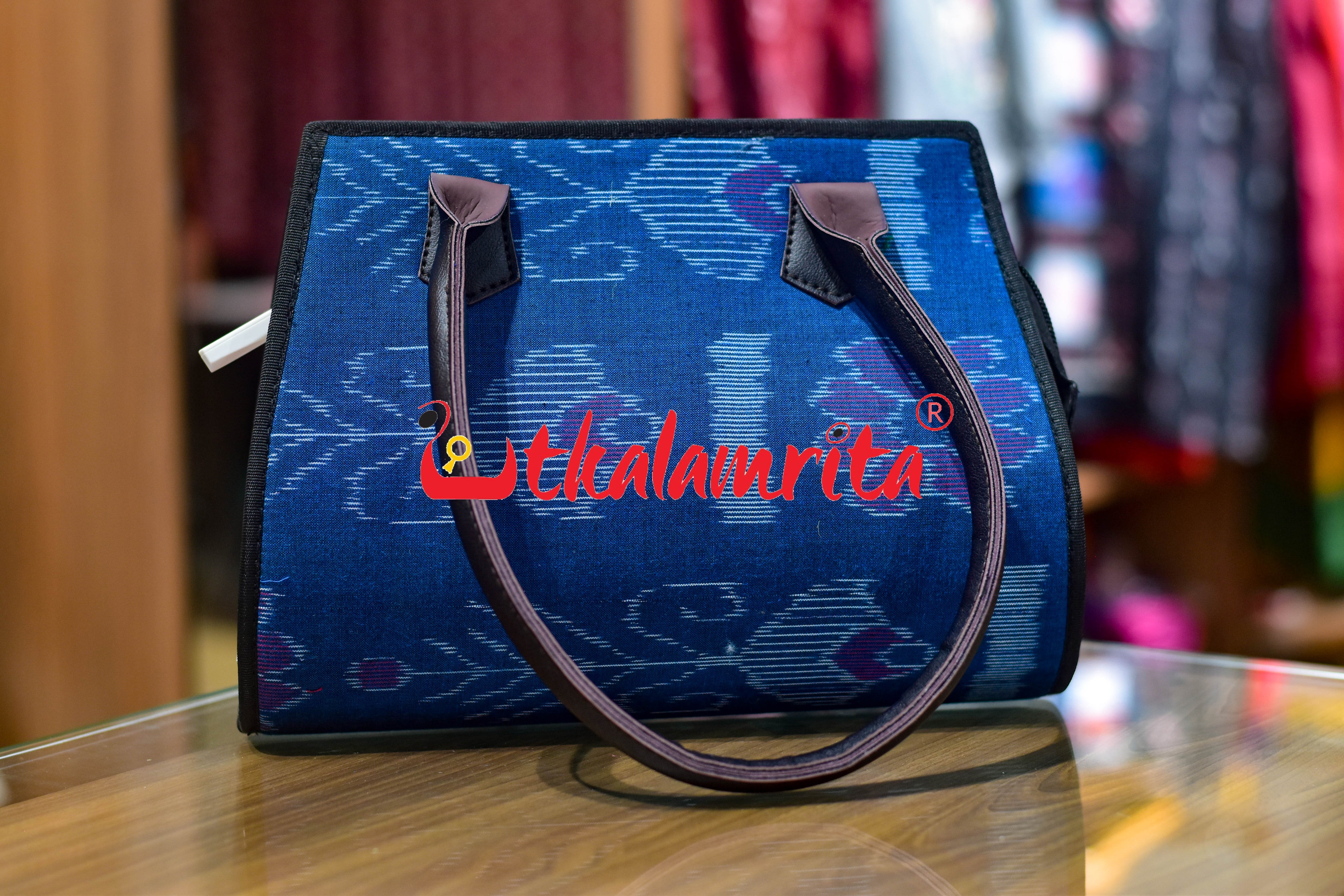 Copper Sulphate Single Flower Trapezium Vanity Bag
