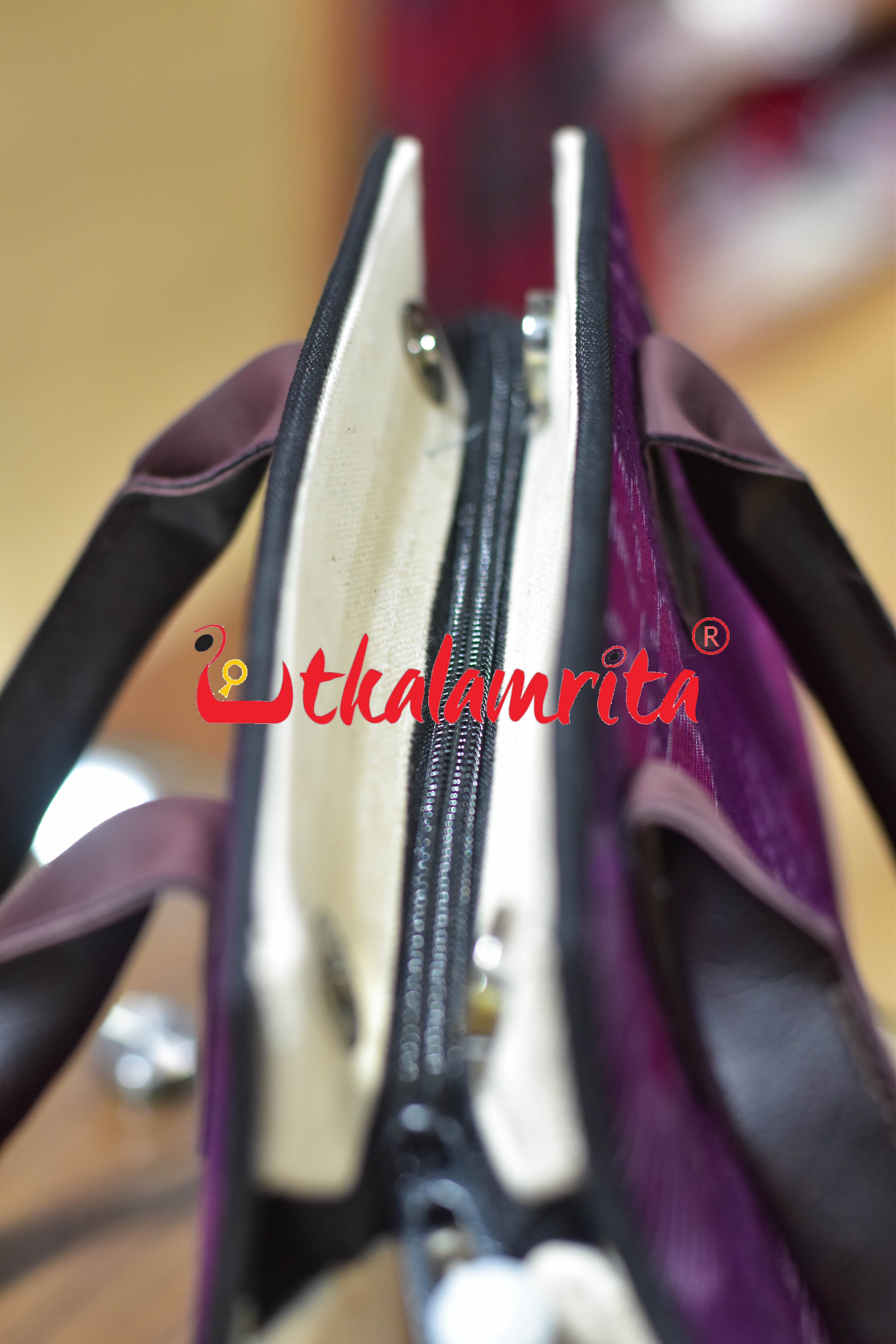Purple New Flower Bandha Bandha Trapezium Bag