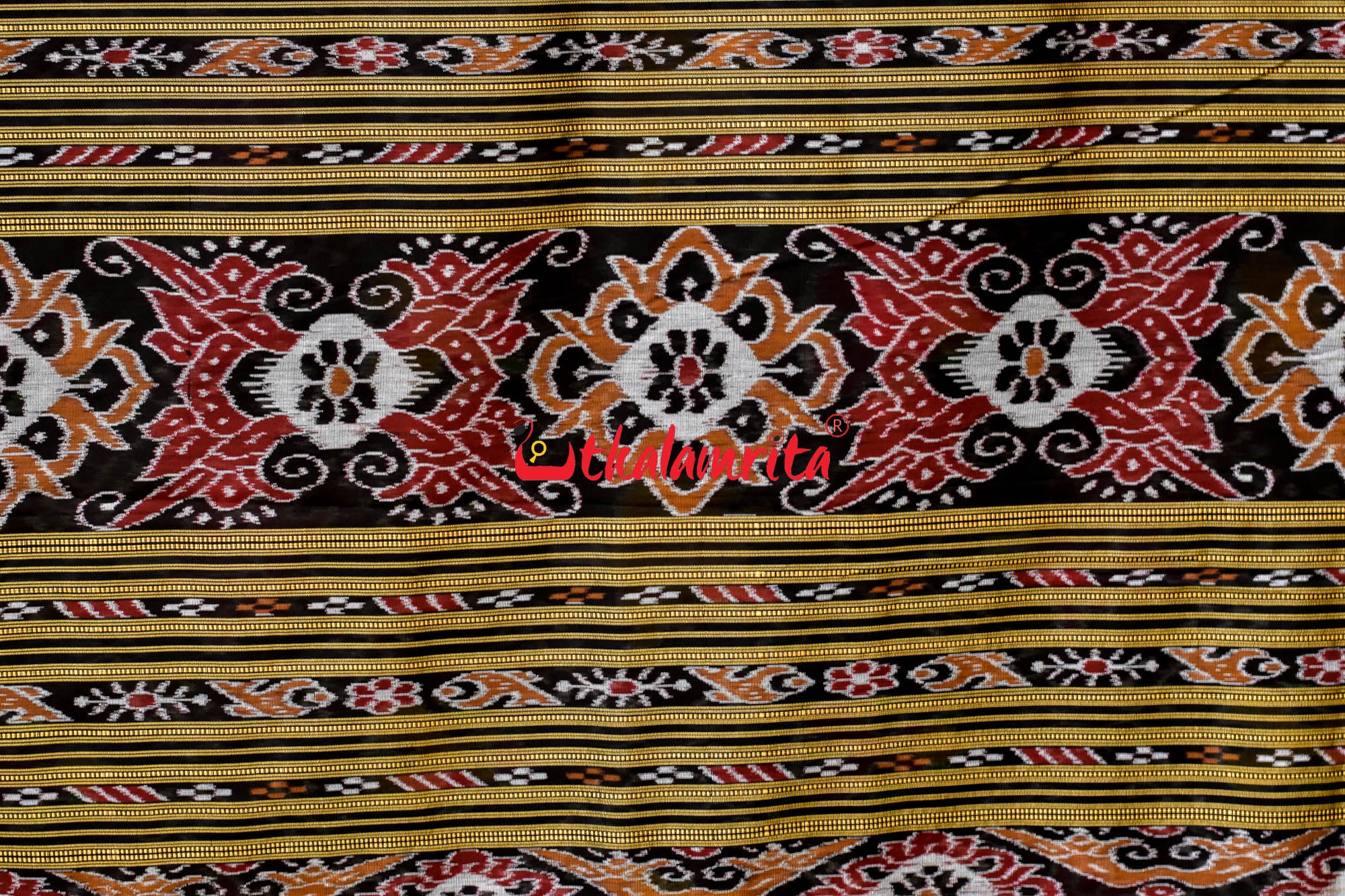 Flowers & Kalash Border Pasapali Khandua Silk Saree