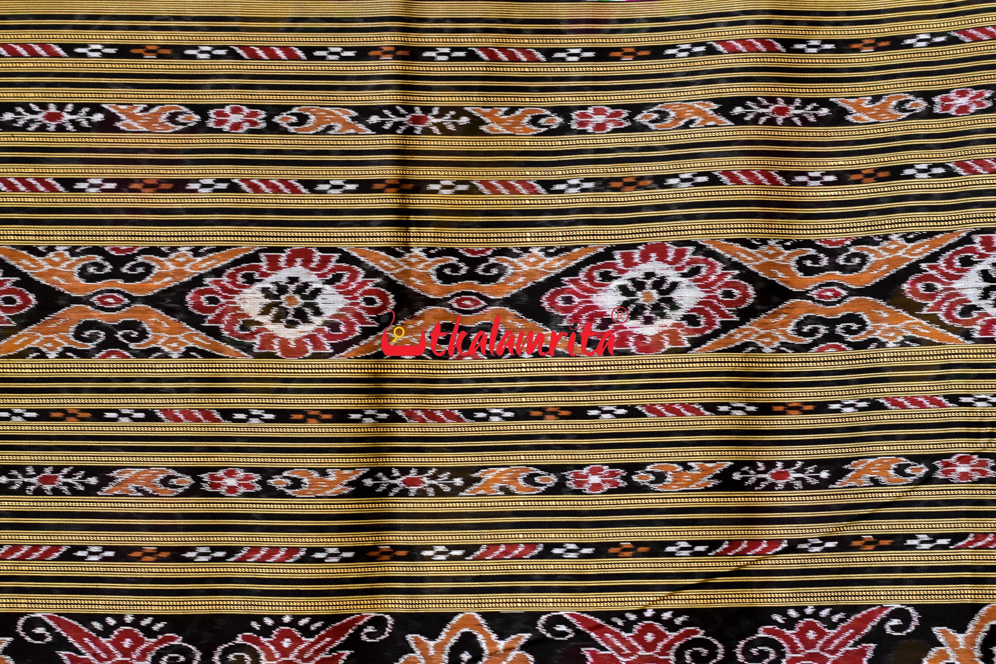 Flowers & Kalash Border Pasapali Khandua Silk Saree