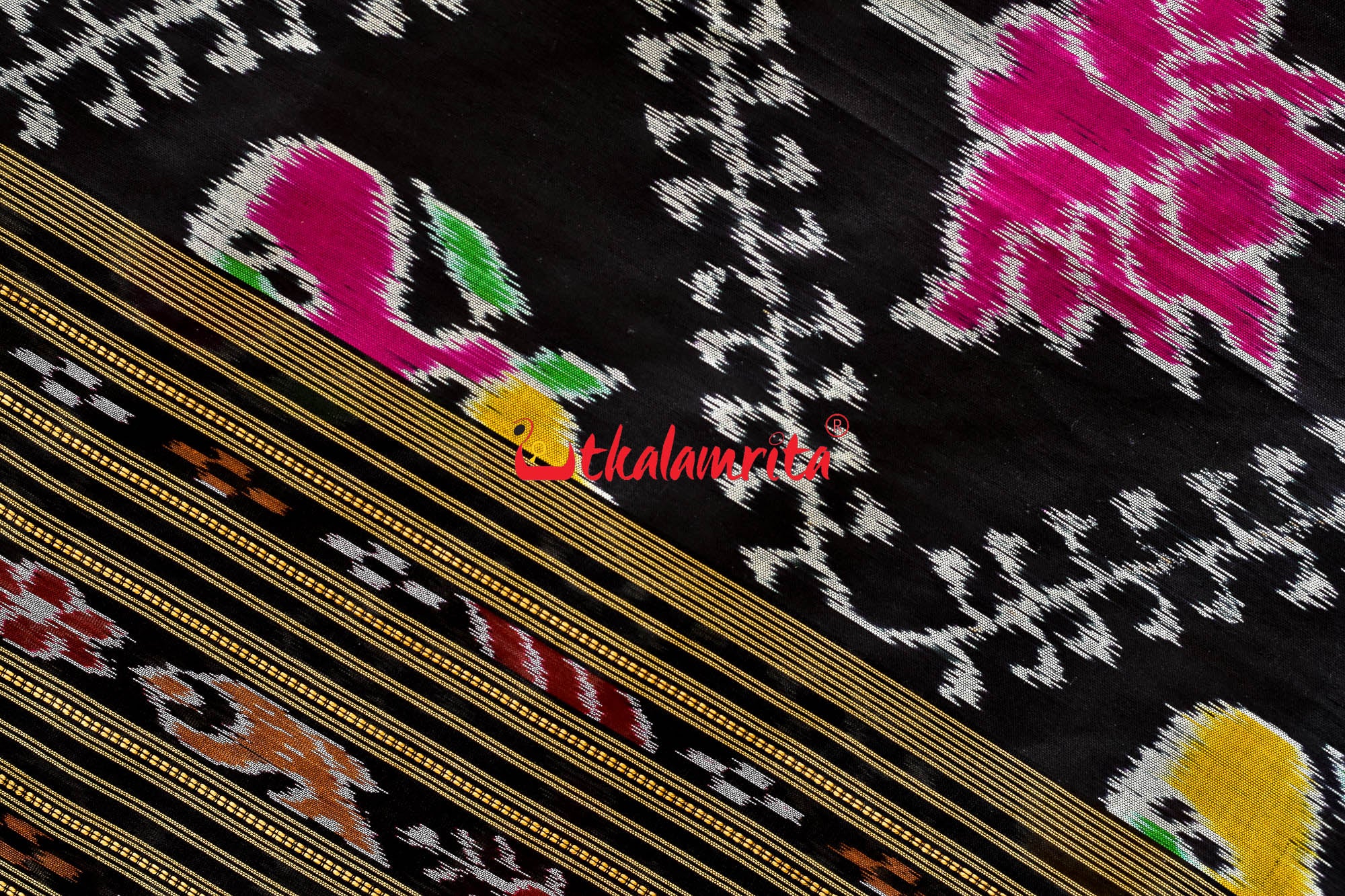 Flowers & Kalash Border Pasapali Khandua Silk Saree