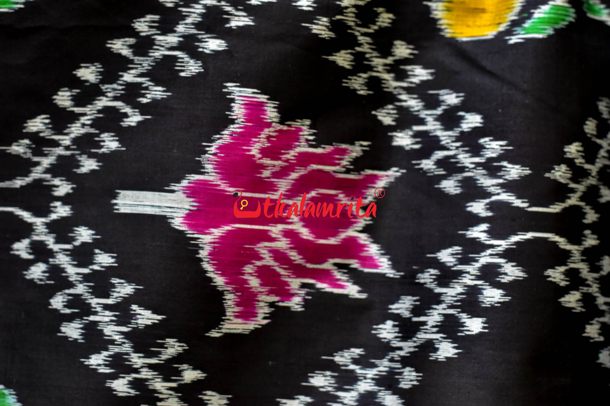 Flowers & Kalash Border Pasapali Khandua Silk Saree