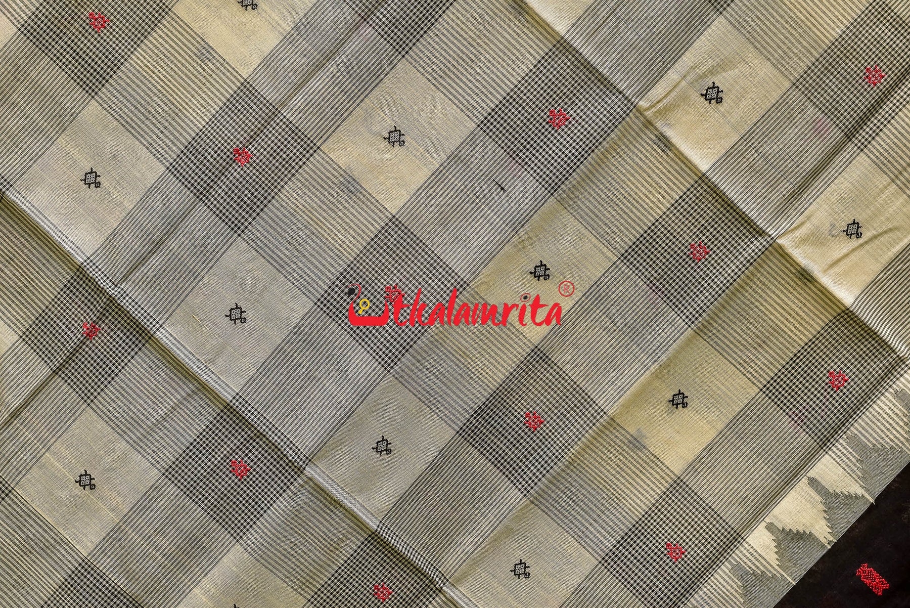Black Tortoise Phoda Kumbha Cotton Saree