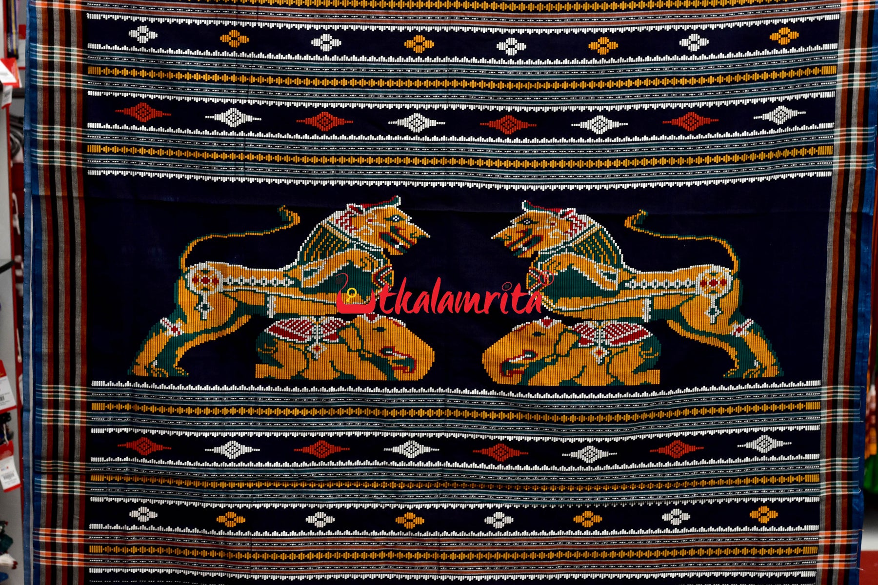 Surf Gaja Singha Dhalapathara Saree