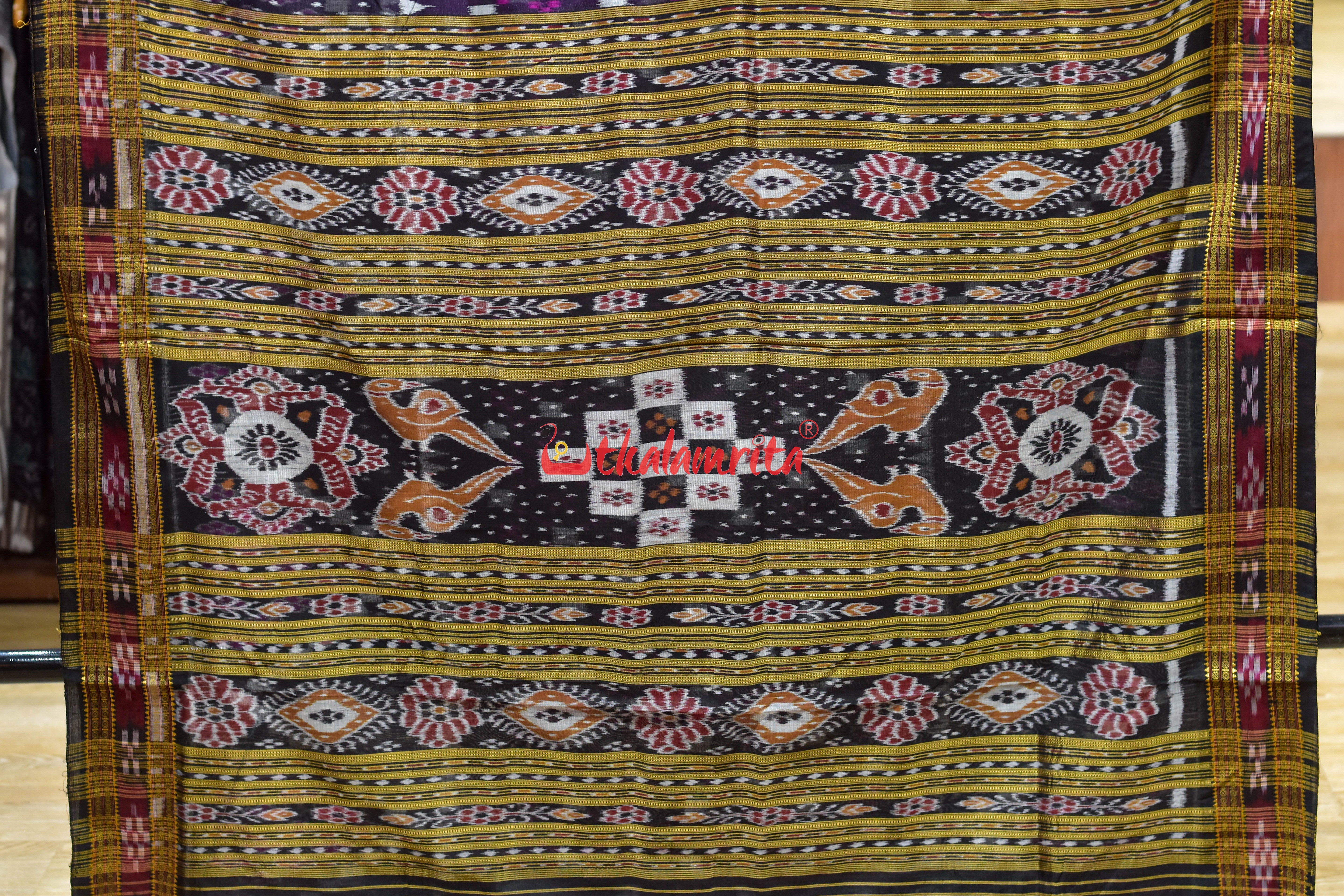 Black 3D Middle Pasapali Beehives Khandua Silk Saree