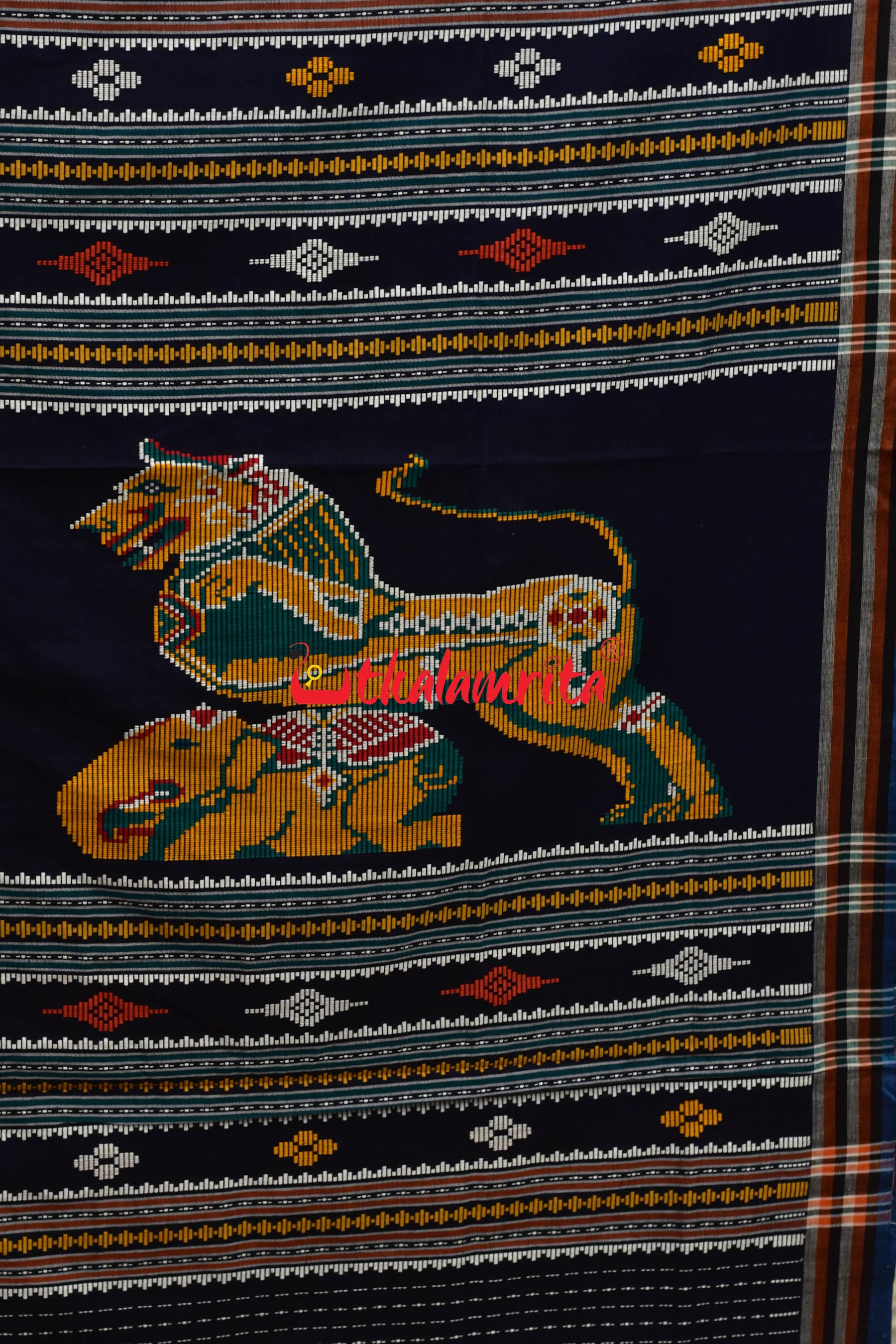 Surf Gaja Singha Dhalapathara Saree