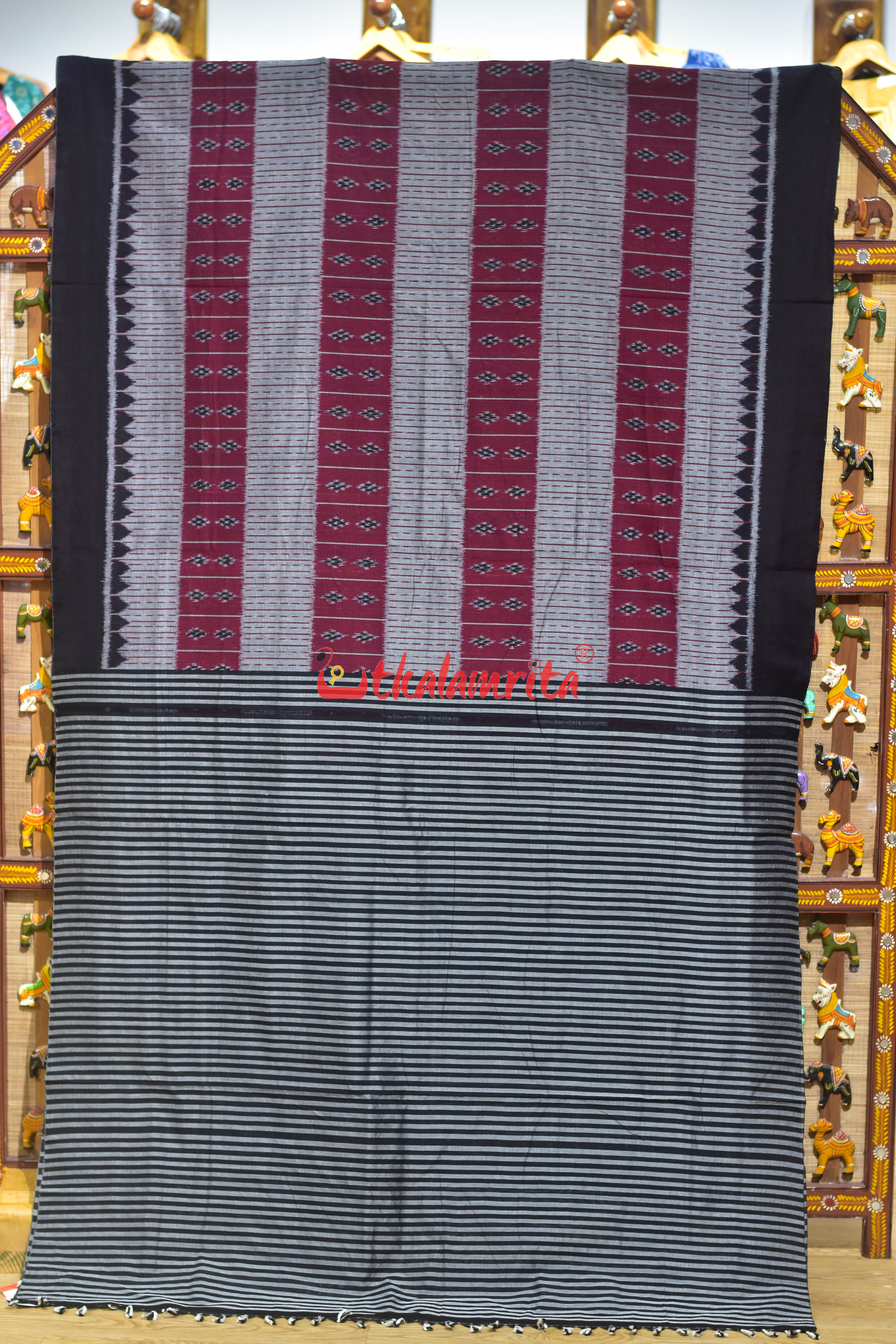 9D Single Ikat Pasapali Grey Maroon Cotton Saree