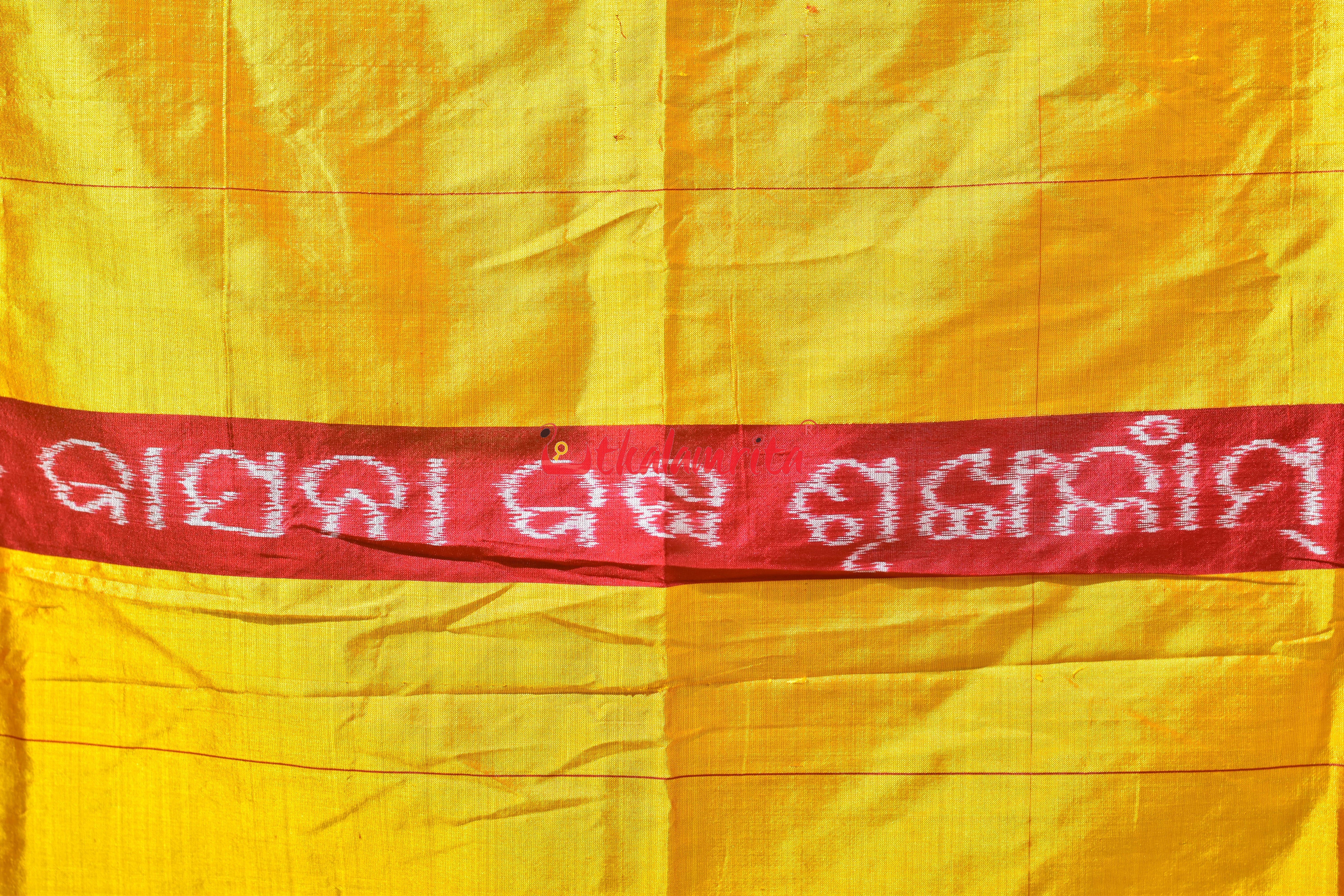 Red Gita Gobinda Bastra (3 Haati)