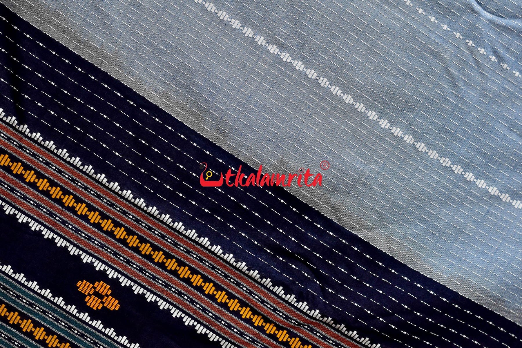 Surf Bagha Dhalapathara Saree