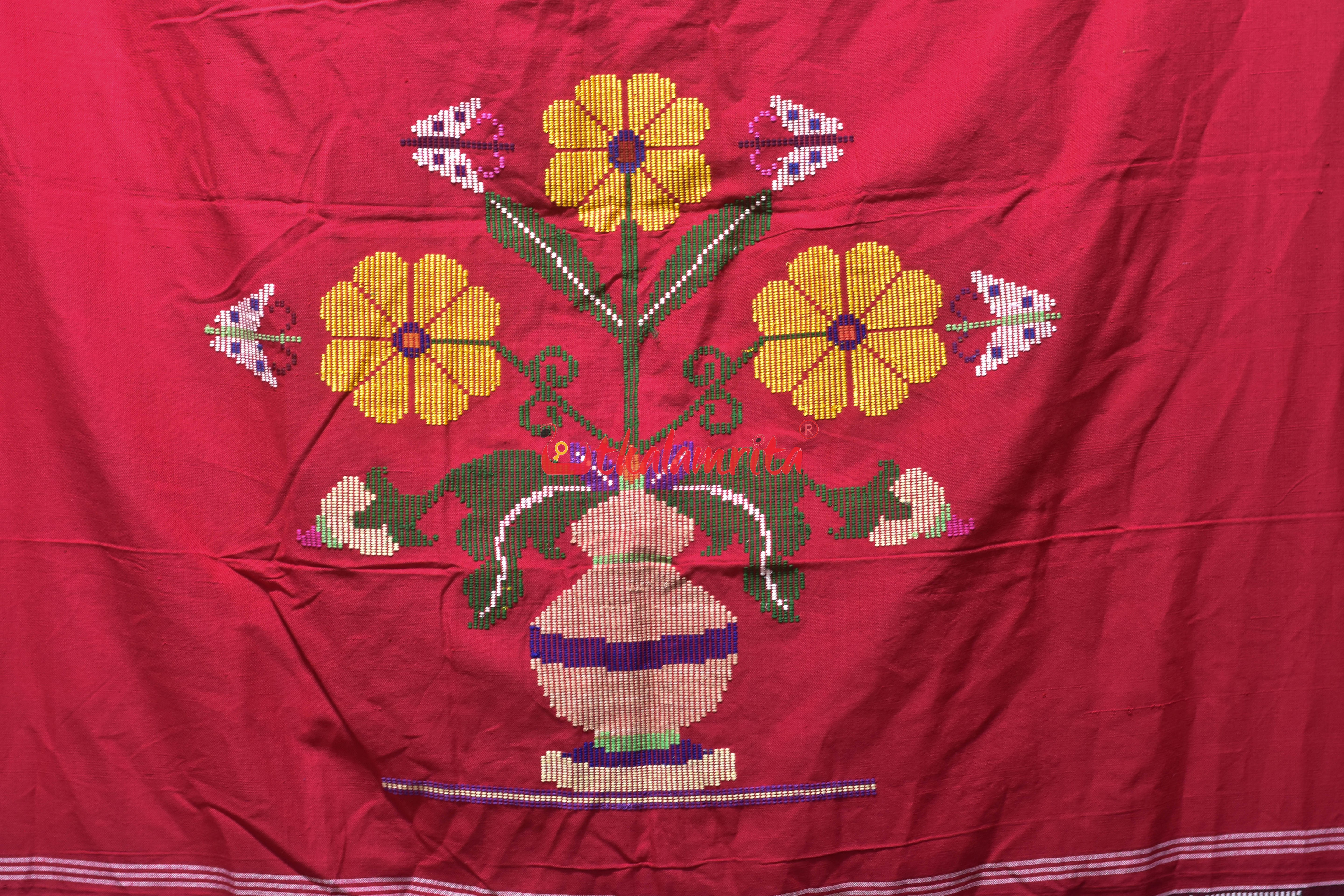 Dhalapathara Red Gacha Kalasa (Curtain)