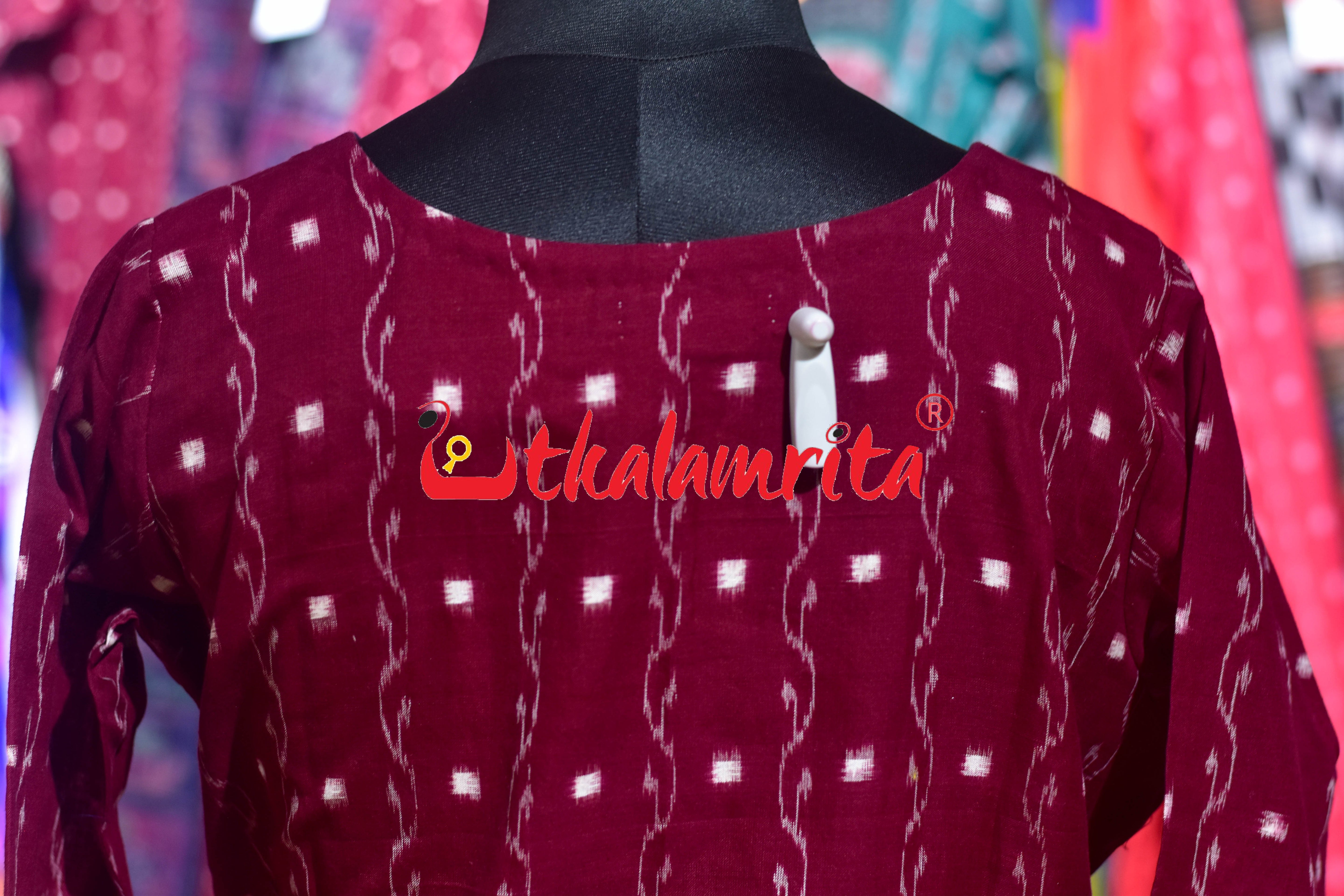 Maroon Tipa Lata Dasakothi (Ladies' Kurti)