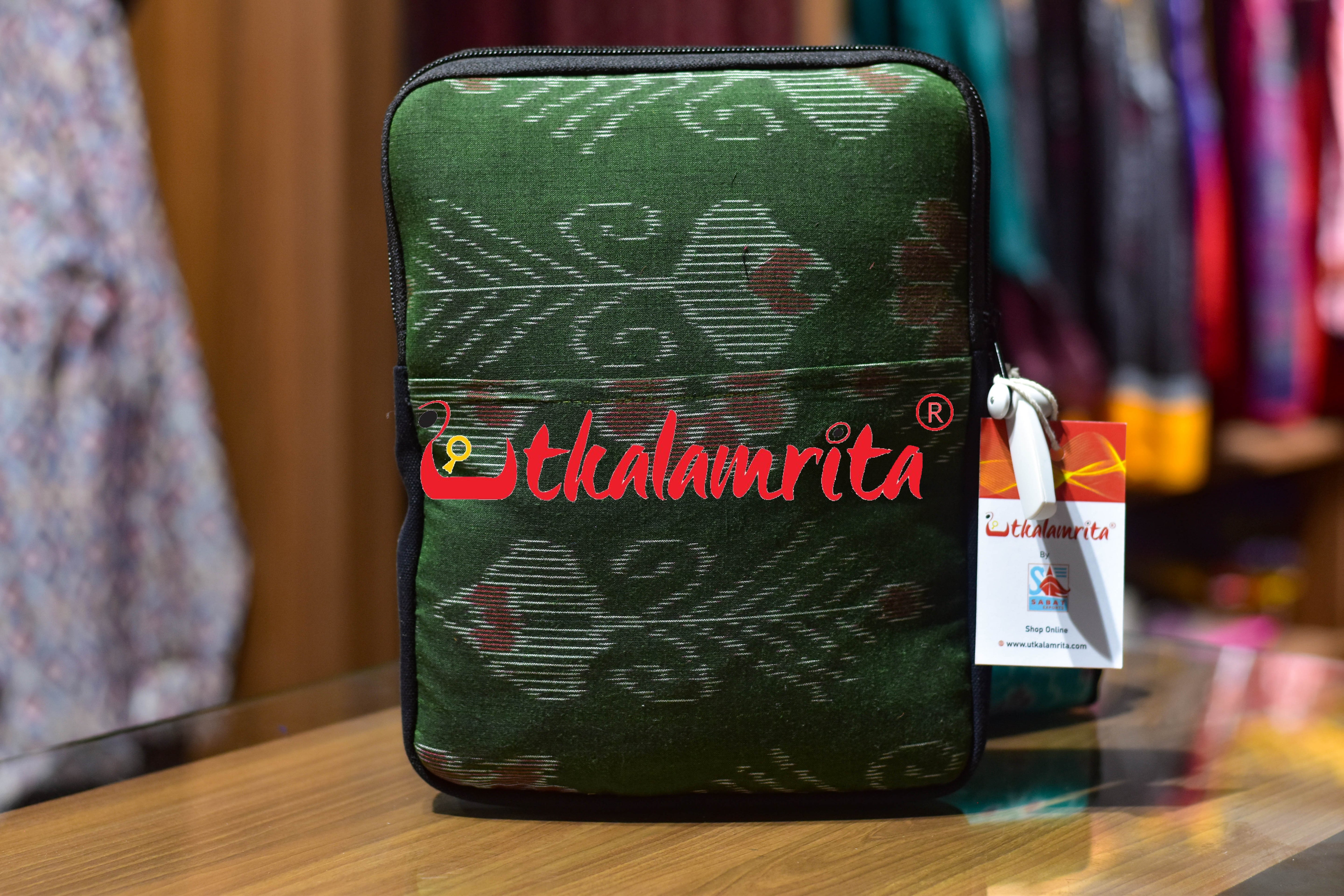 Mehndi Bandha Ipad Cover