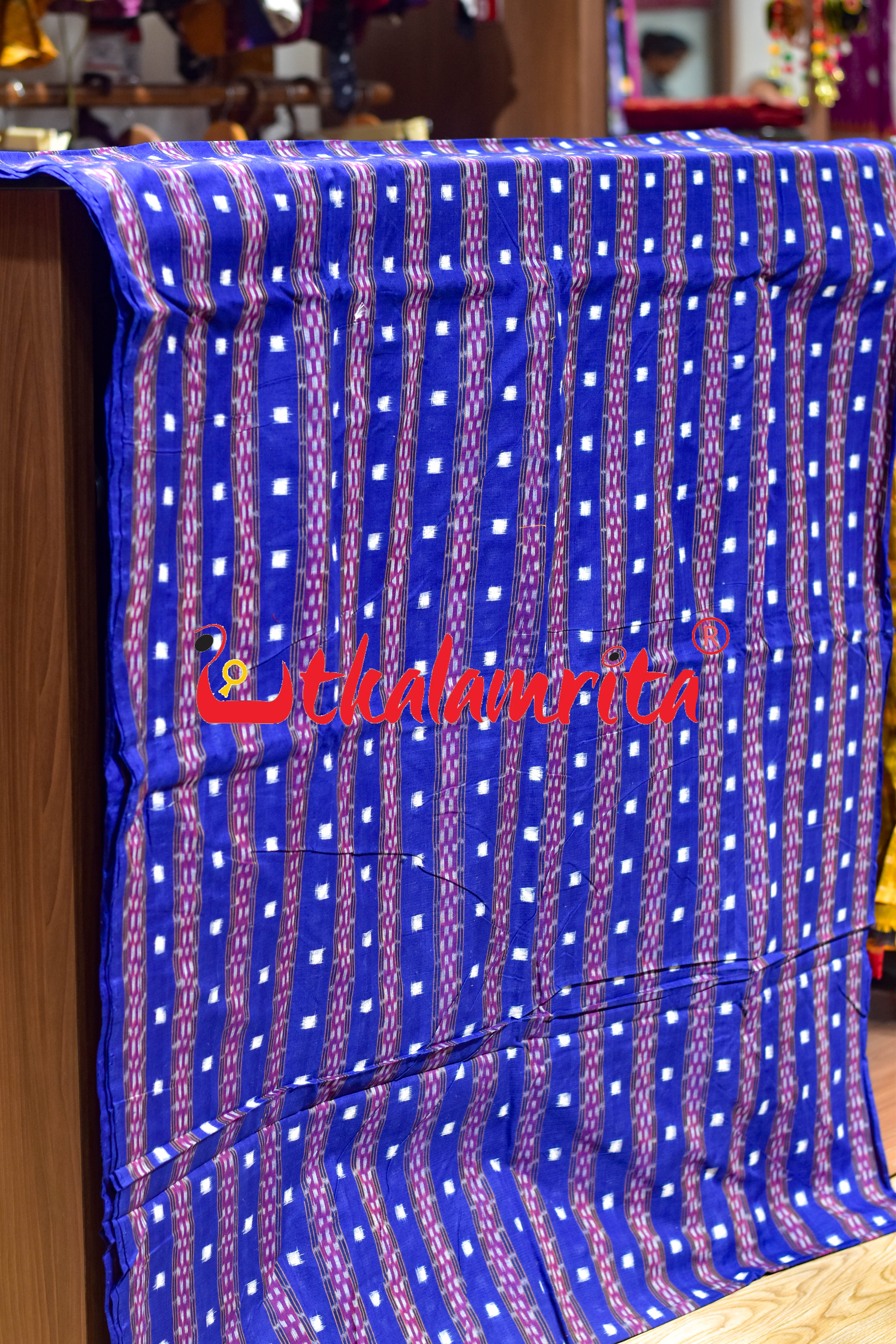 Blue White Tipa Pasapali Cotton (Fabric)