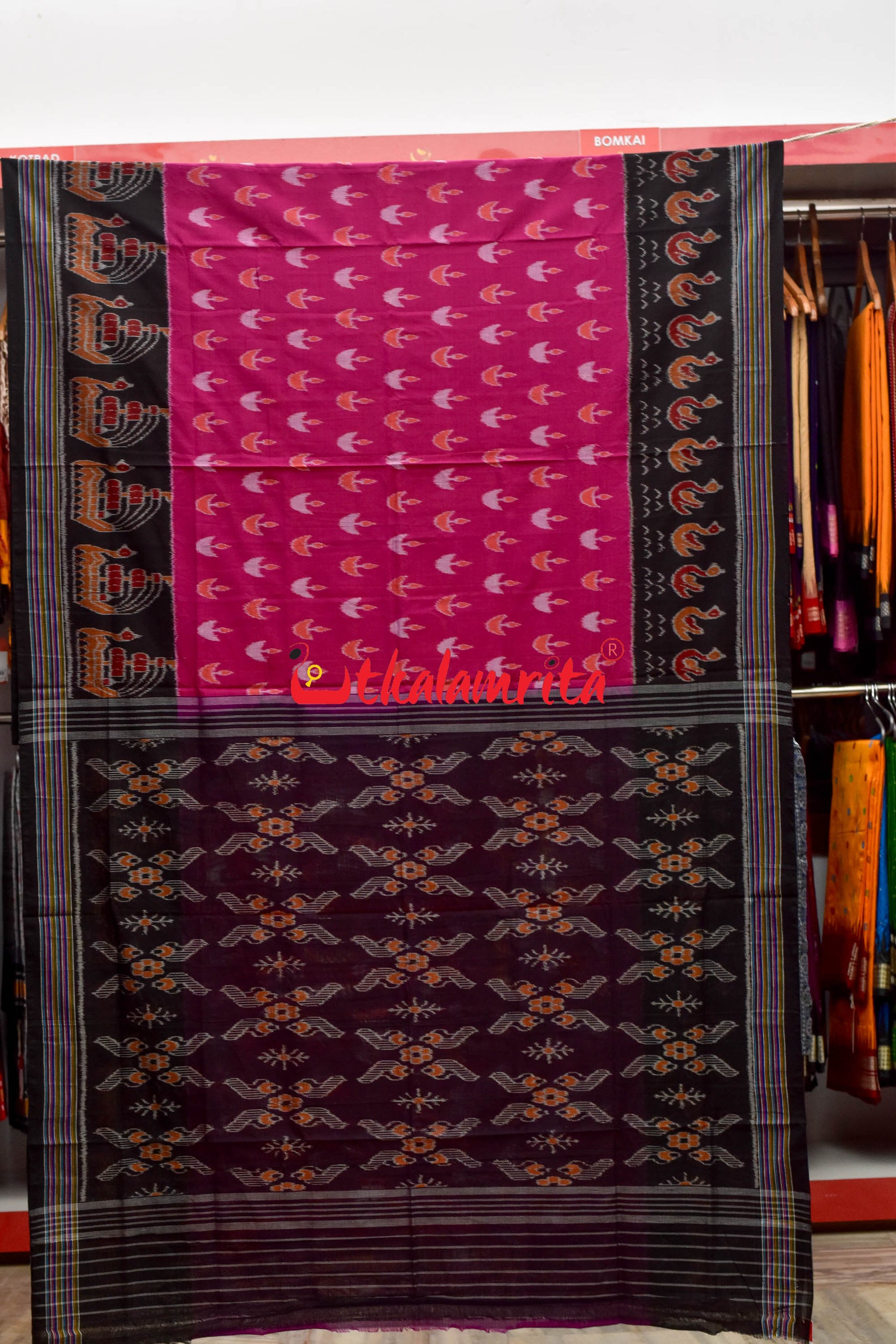 Magenta Boita & Ducks Khandua Cotton Saree