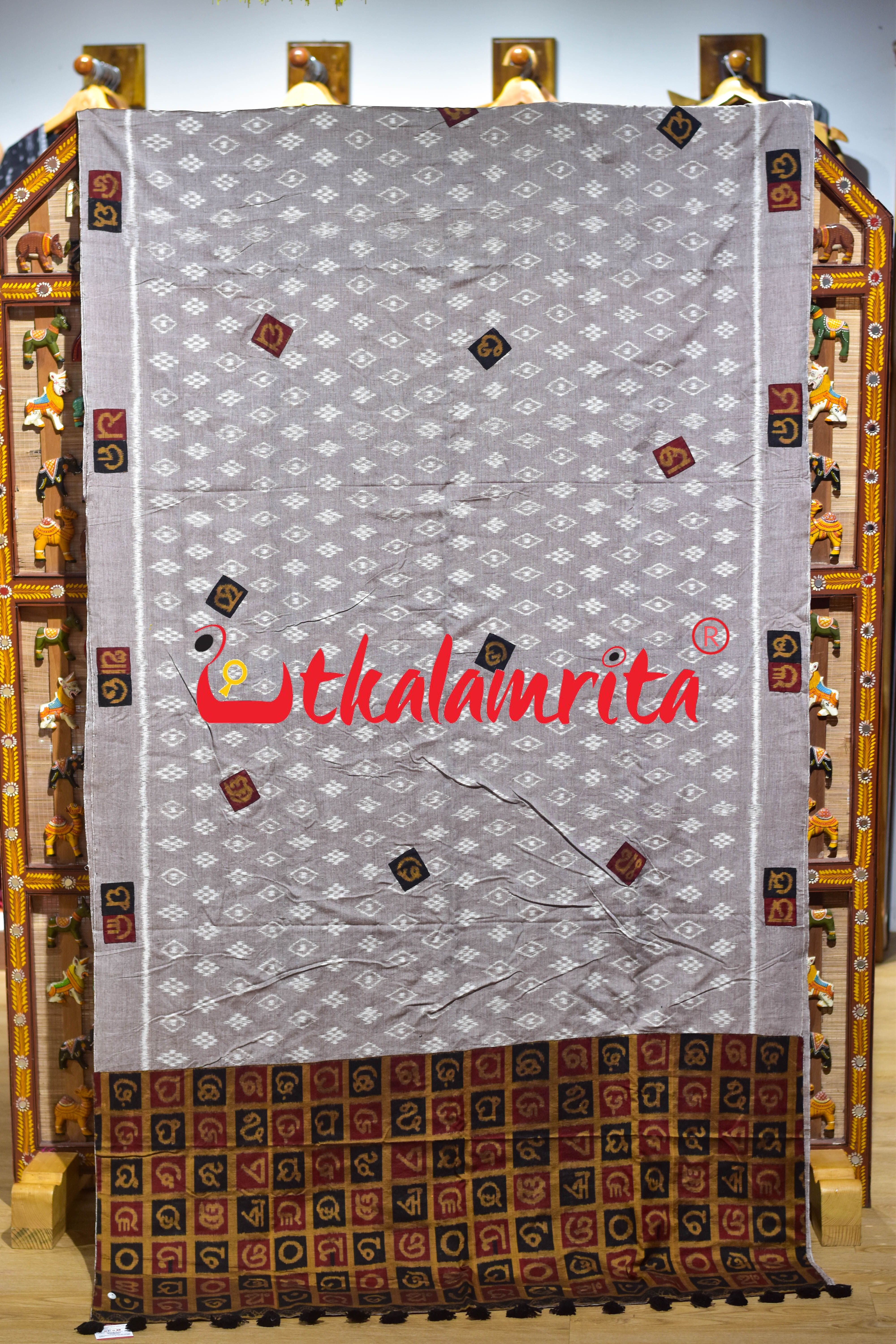 Gol Thikiri Single Ikat Odia Alphabets Anchal Designer Cotton Saree