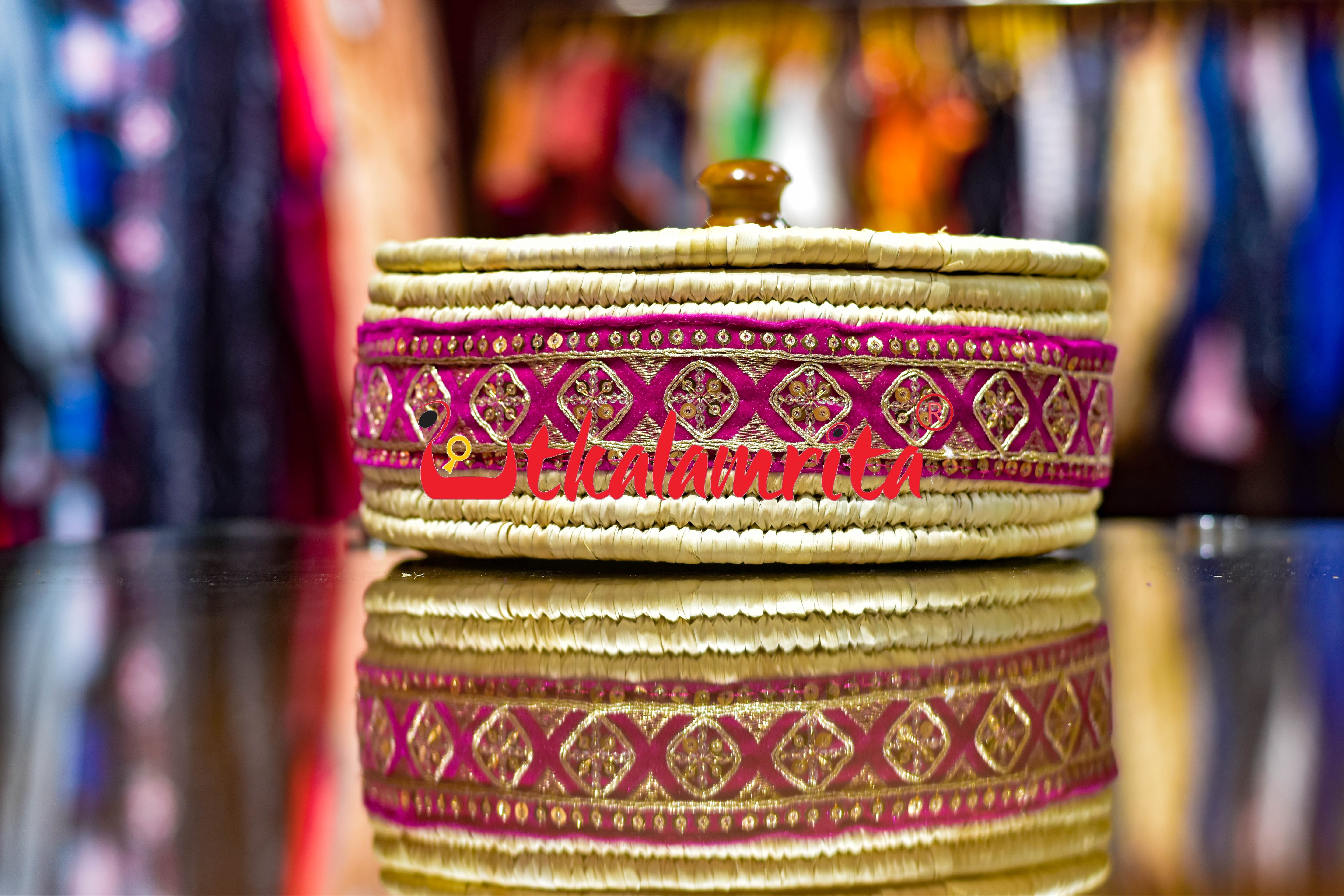 Binding Designer Roti Box with Pink Lace