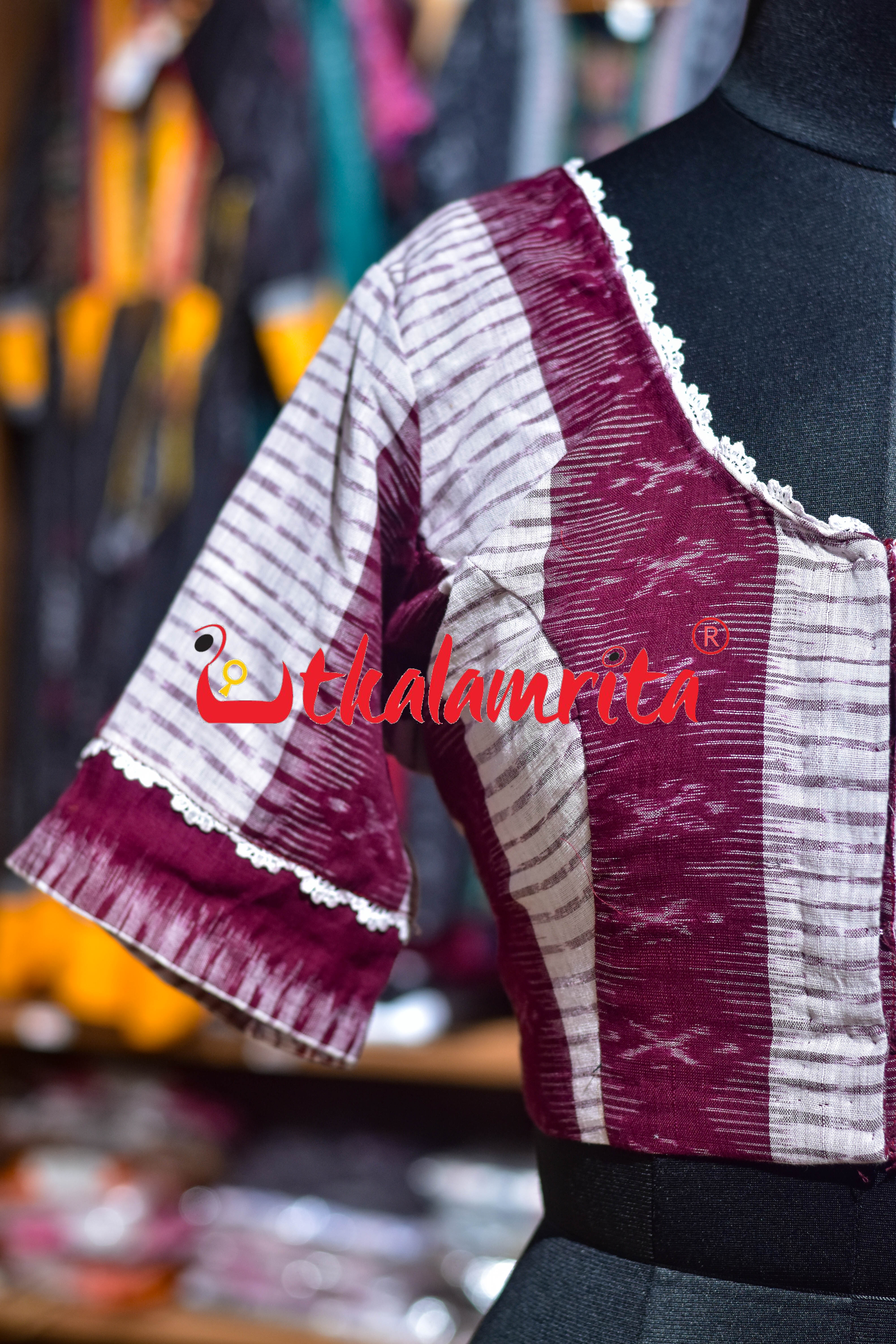 White Maroon Bandha (Blouse)