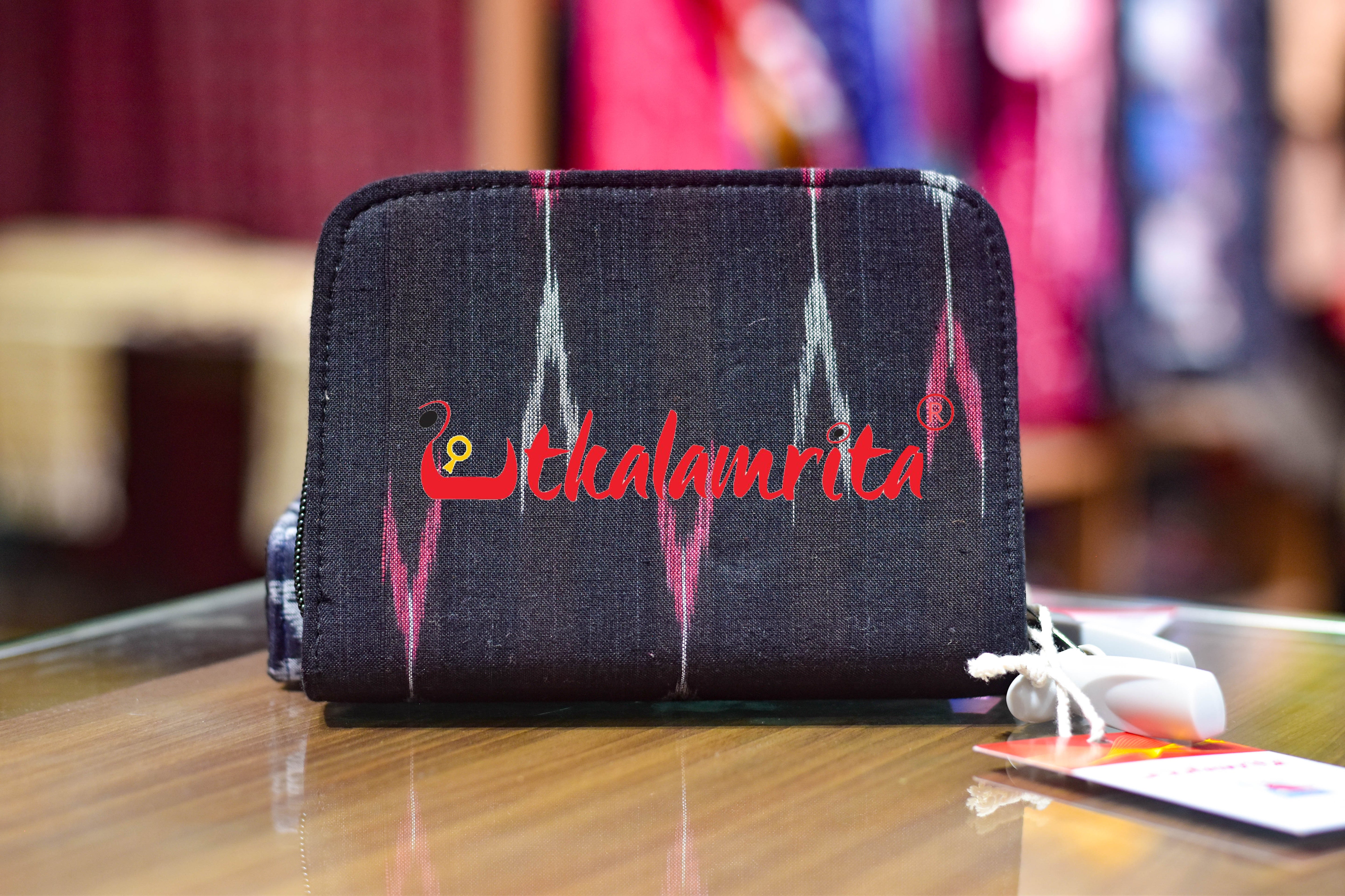 Black Red Arrows Vanity ATM Case