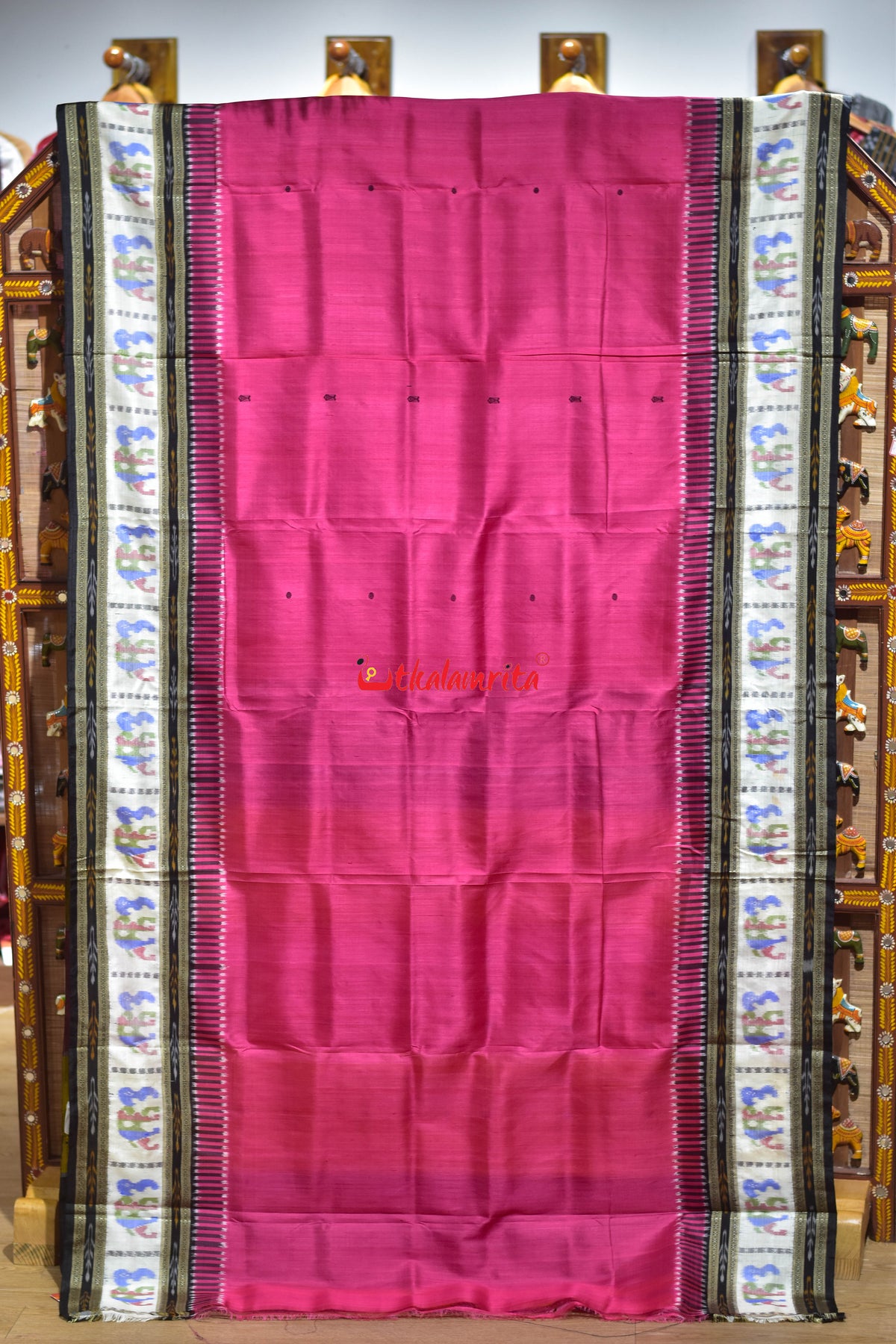 Pink Fish Buti Elephant Border Kathifera Silk Saree