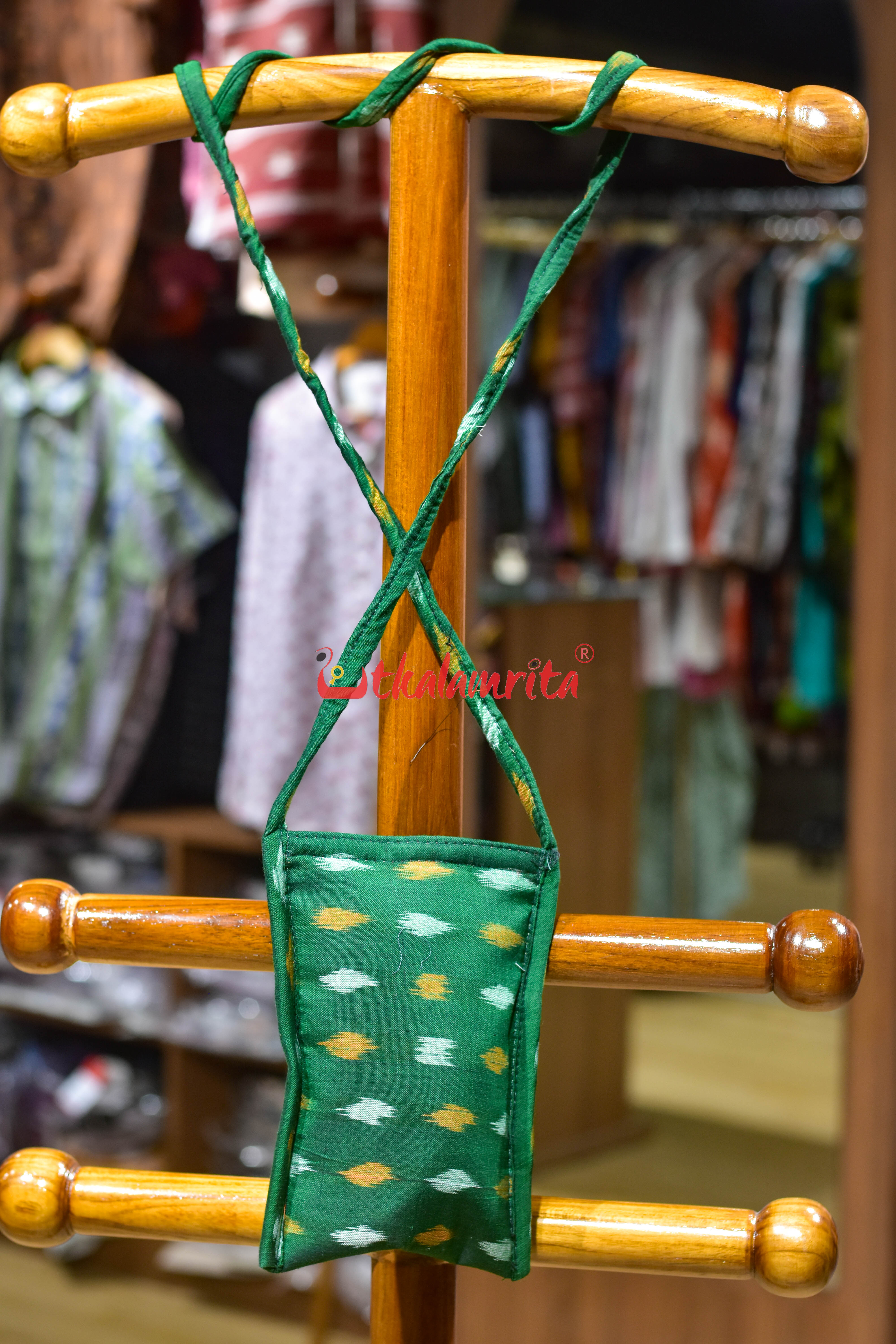 Green Dots Bandha Mobile Sling Bag
