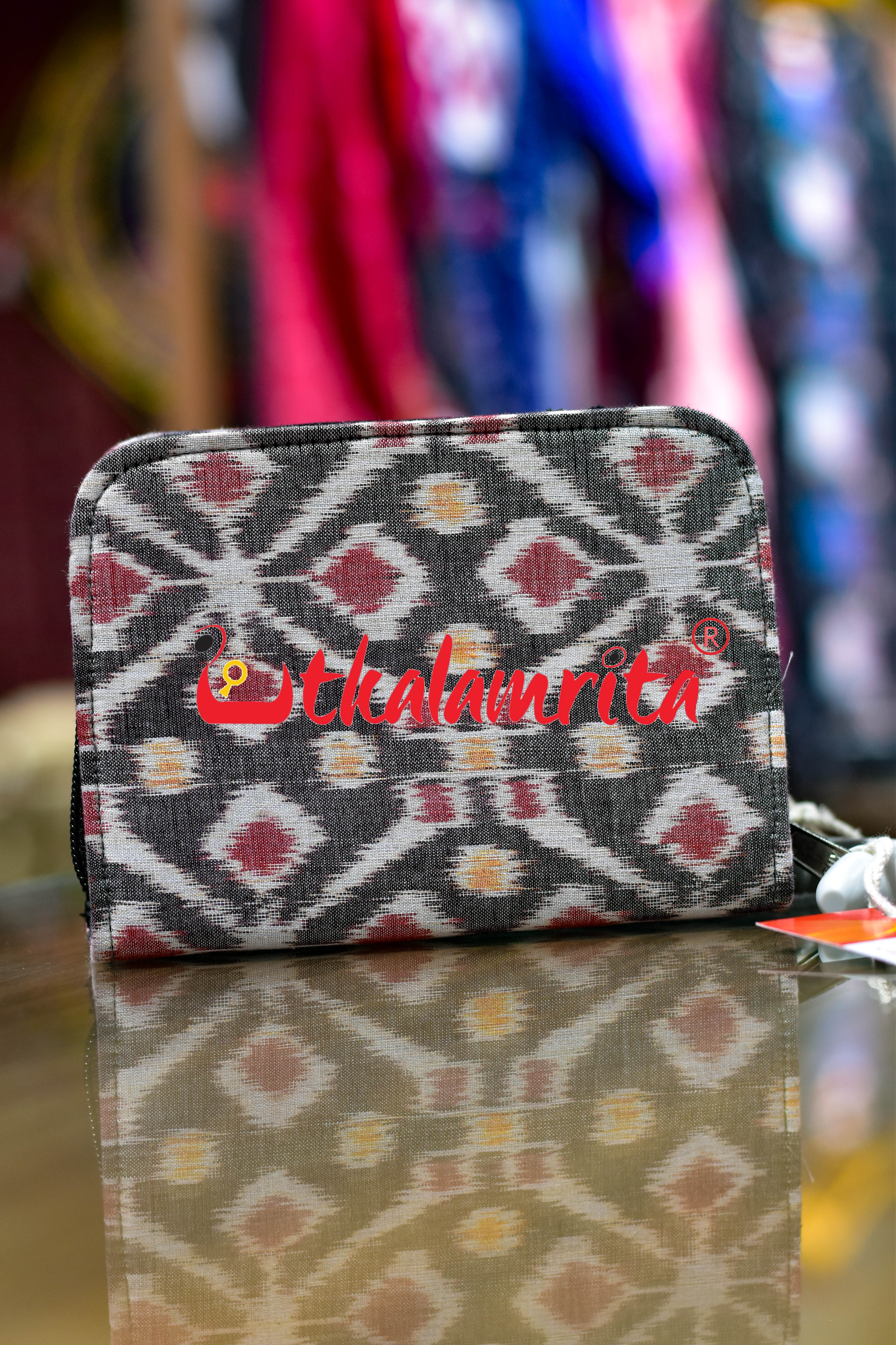 Grey White Star Flower Vanity ATM Case