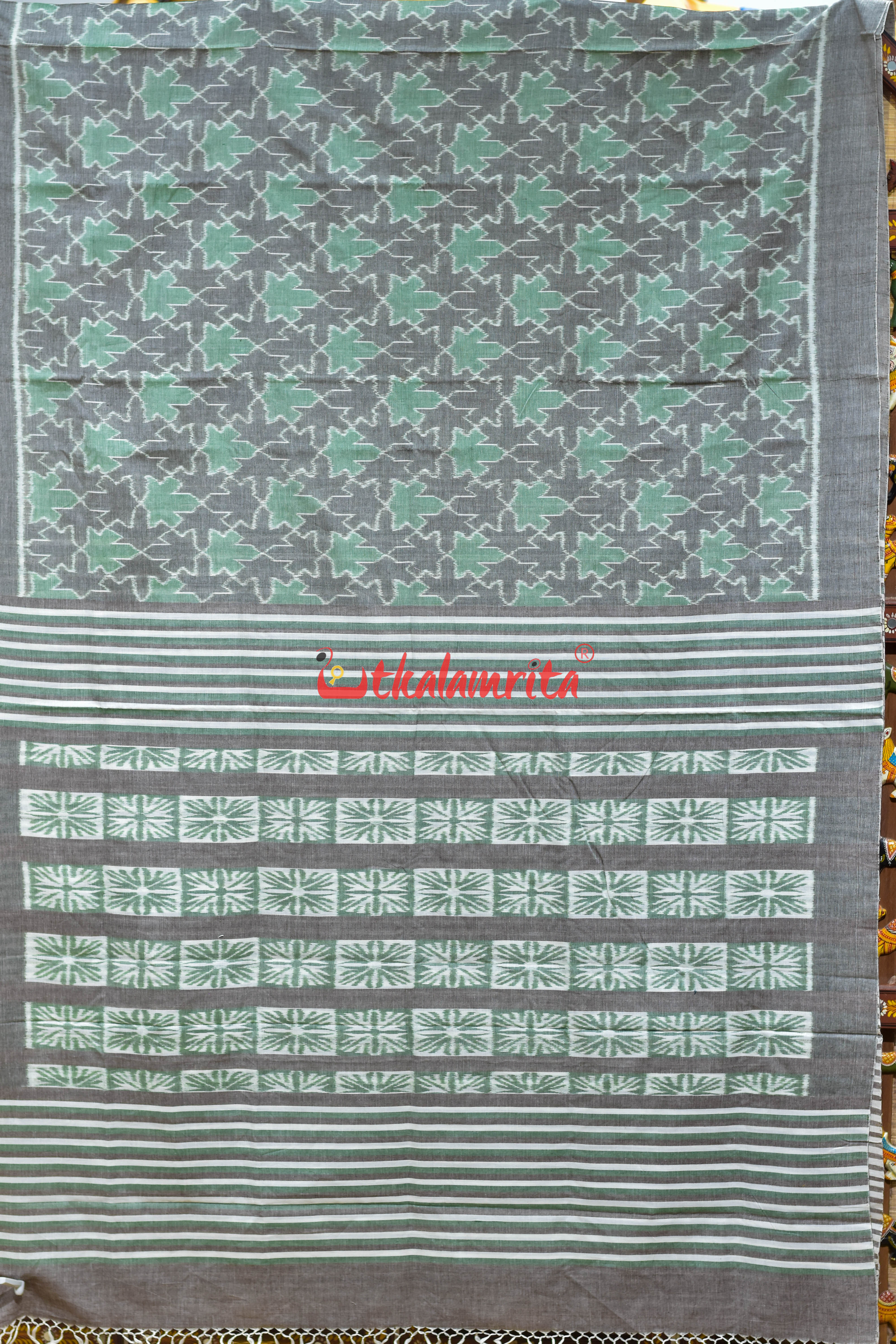 Kalara Patra Grey Green Khandua Cotton Saree