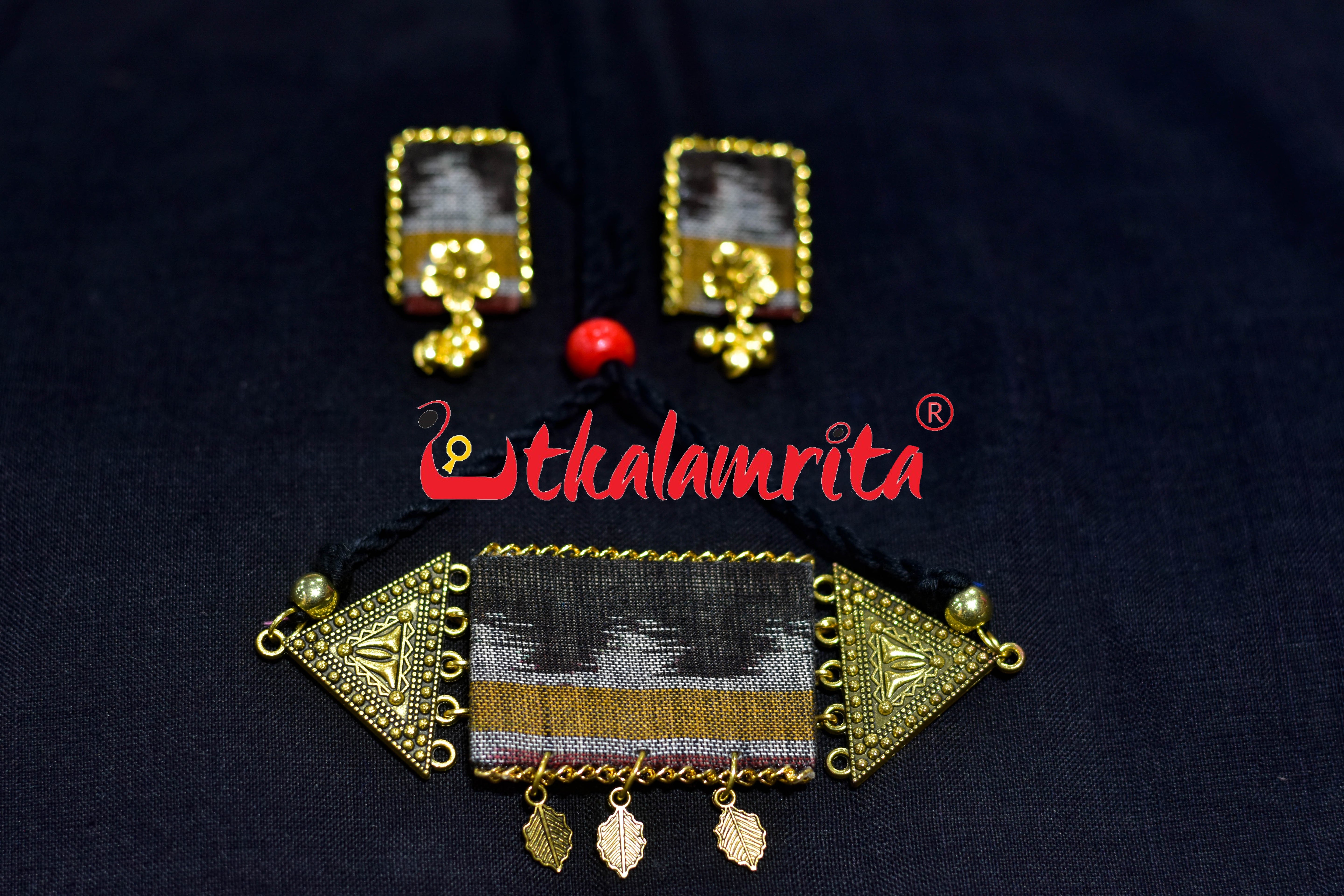 Golden Black Ikat Small Choker Set