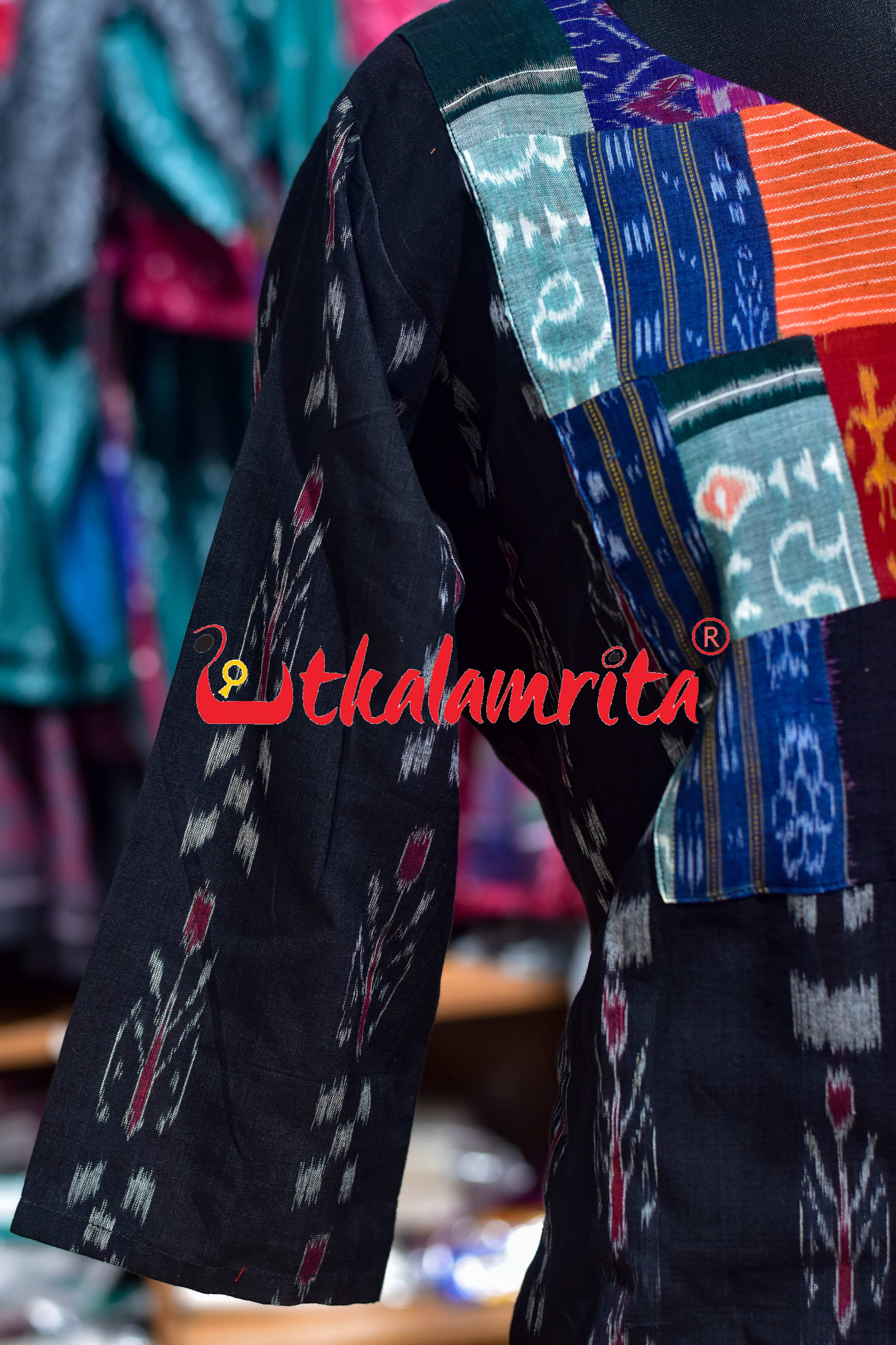 Black Pasapali and Kadha (Ladies' Crop Top)