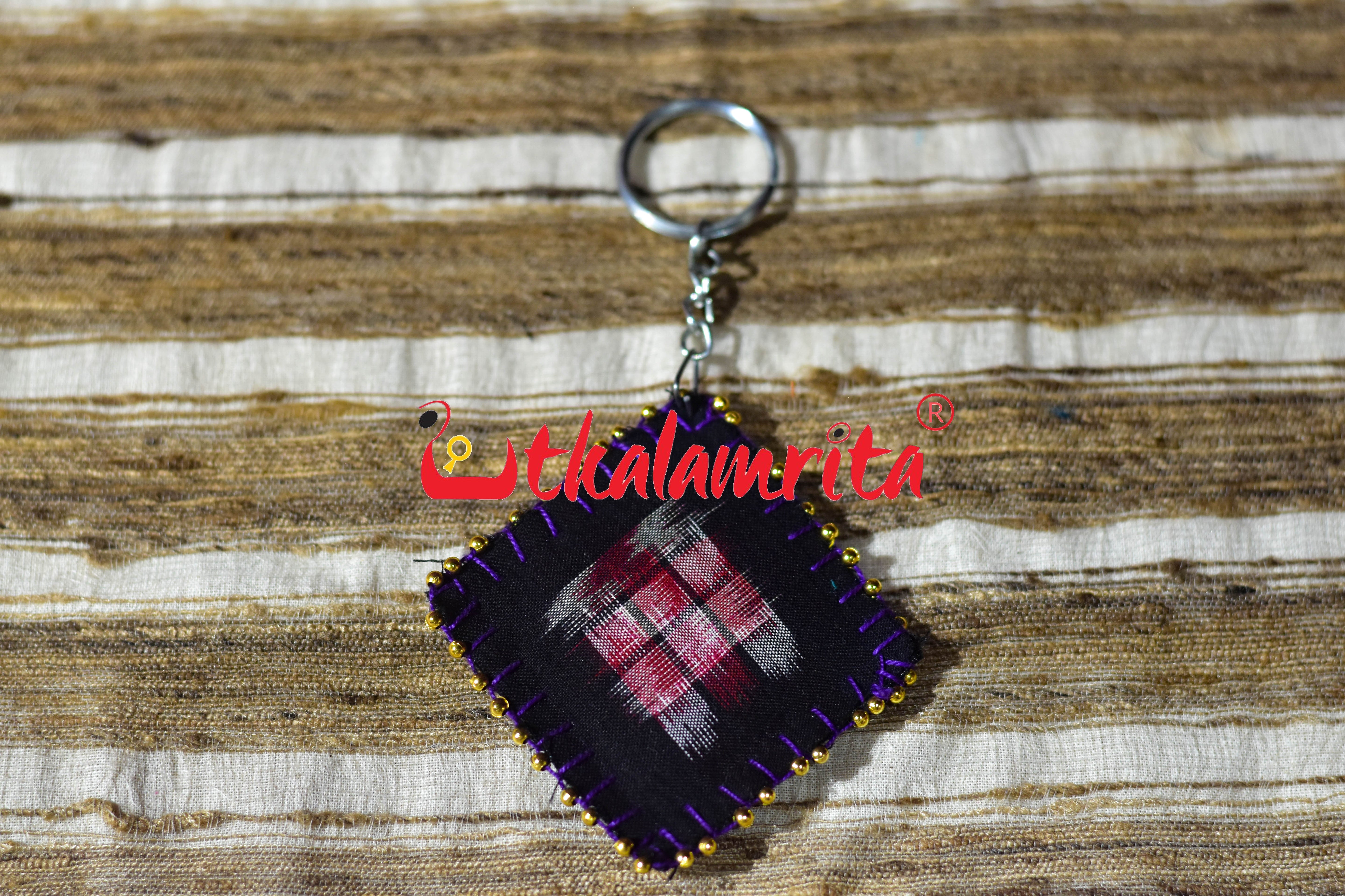 Black Thikiri Red Pasapali Key Chain