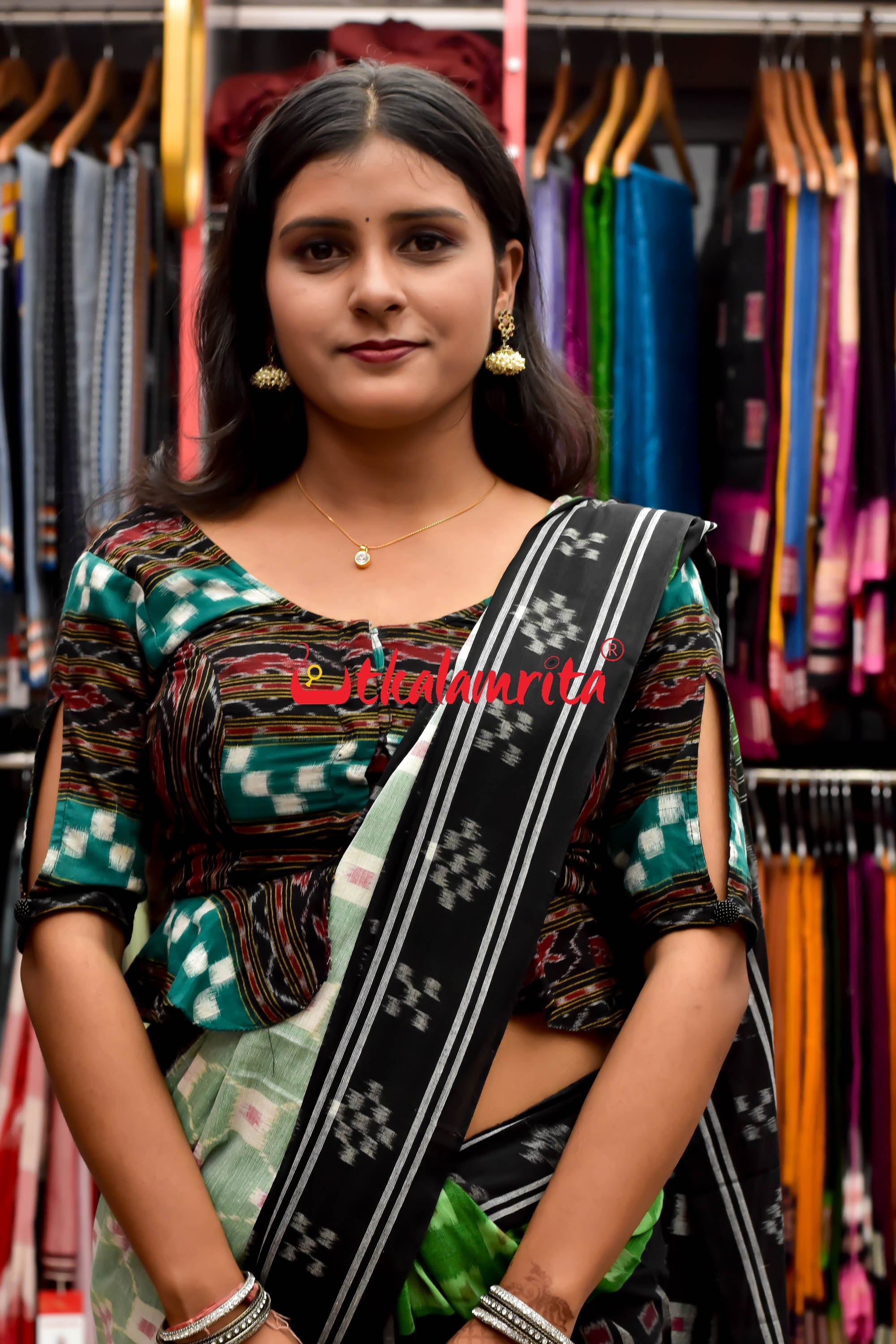 5D Green Middle Chain Khandua Cotton Saree
