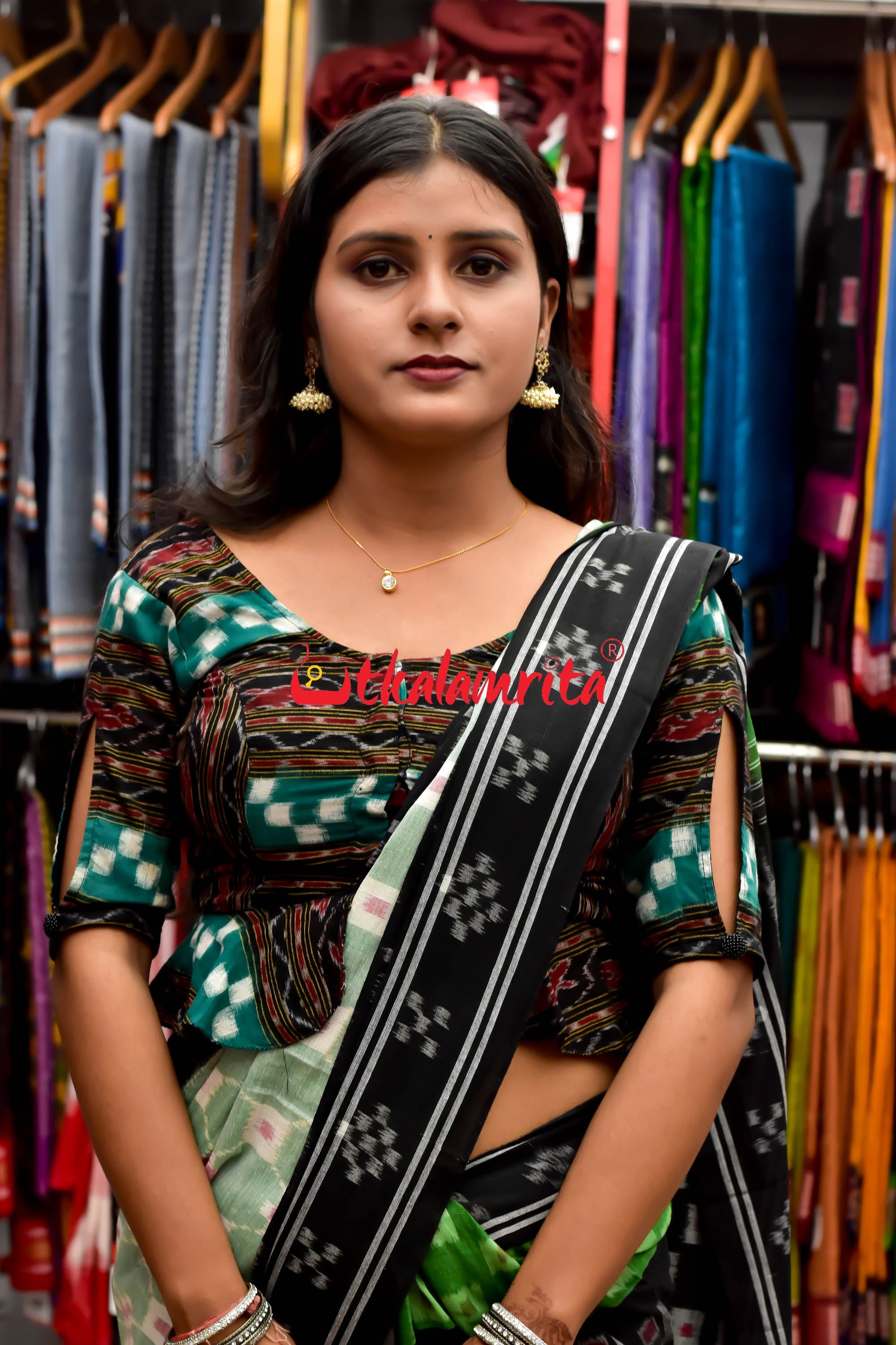 5D Green Middle Chain Khandua Cotton Saree