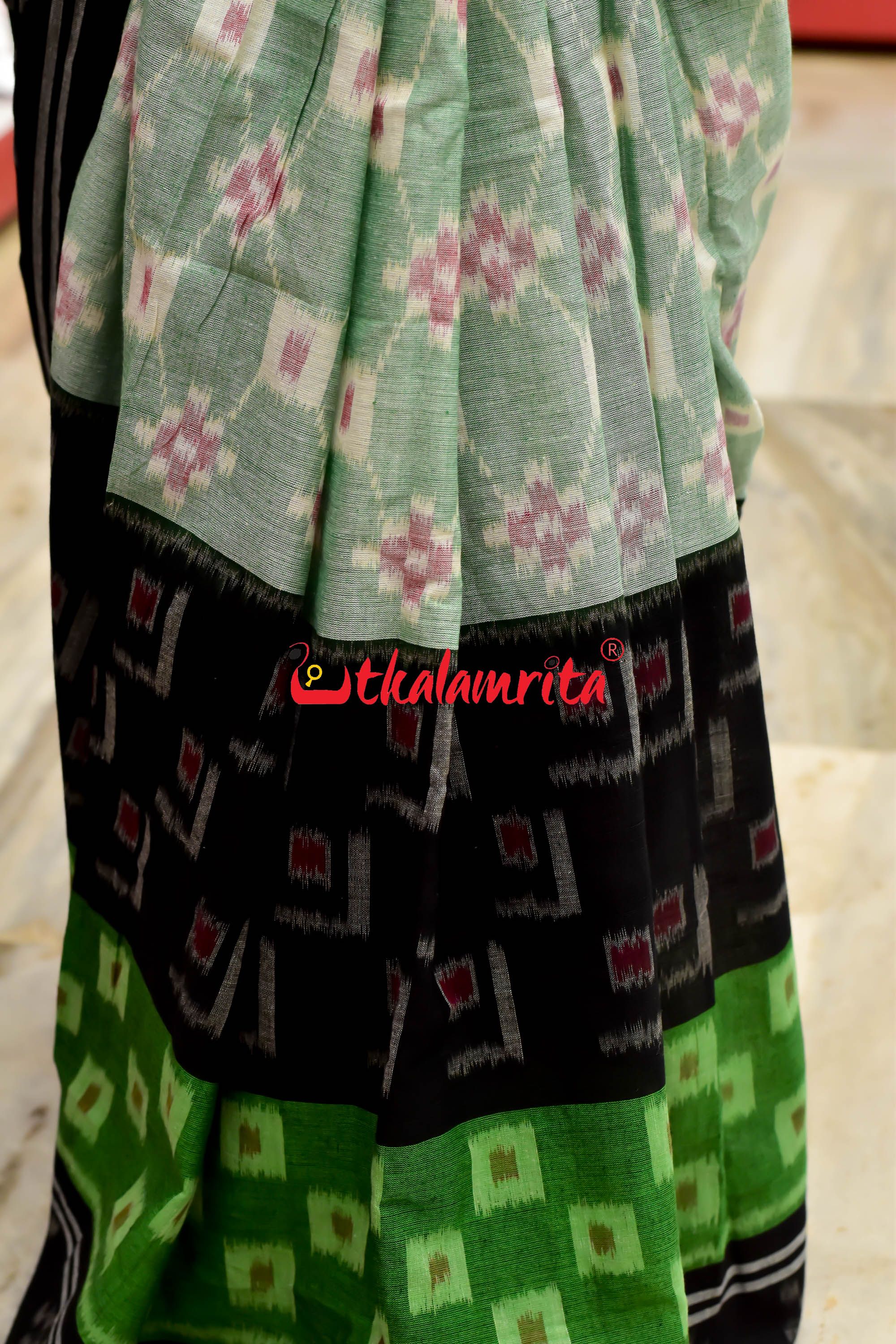 5D Green Middle Chain Khandua Cotton Saree