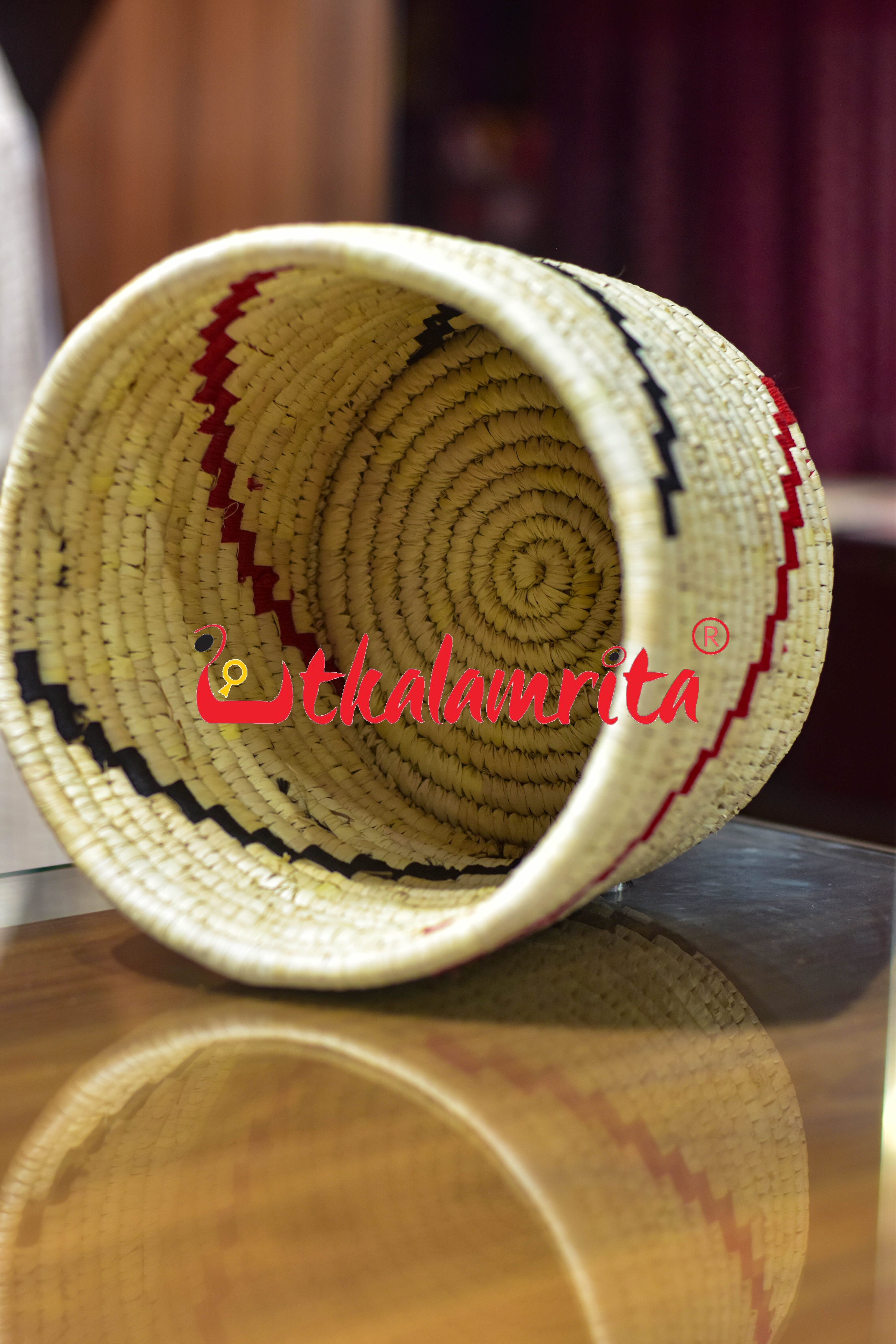 Black-Red Sabai Grass Planter- Medium