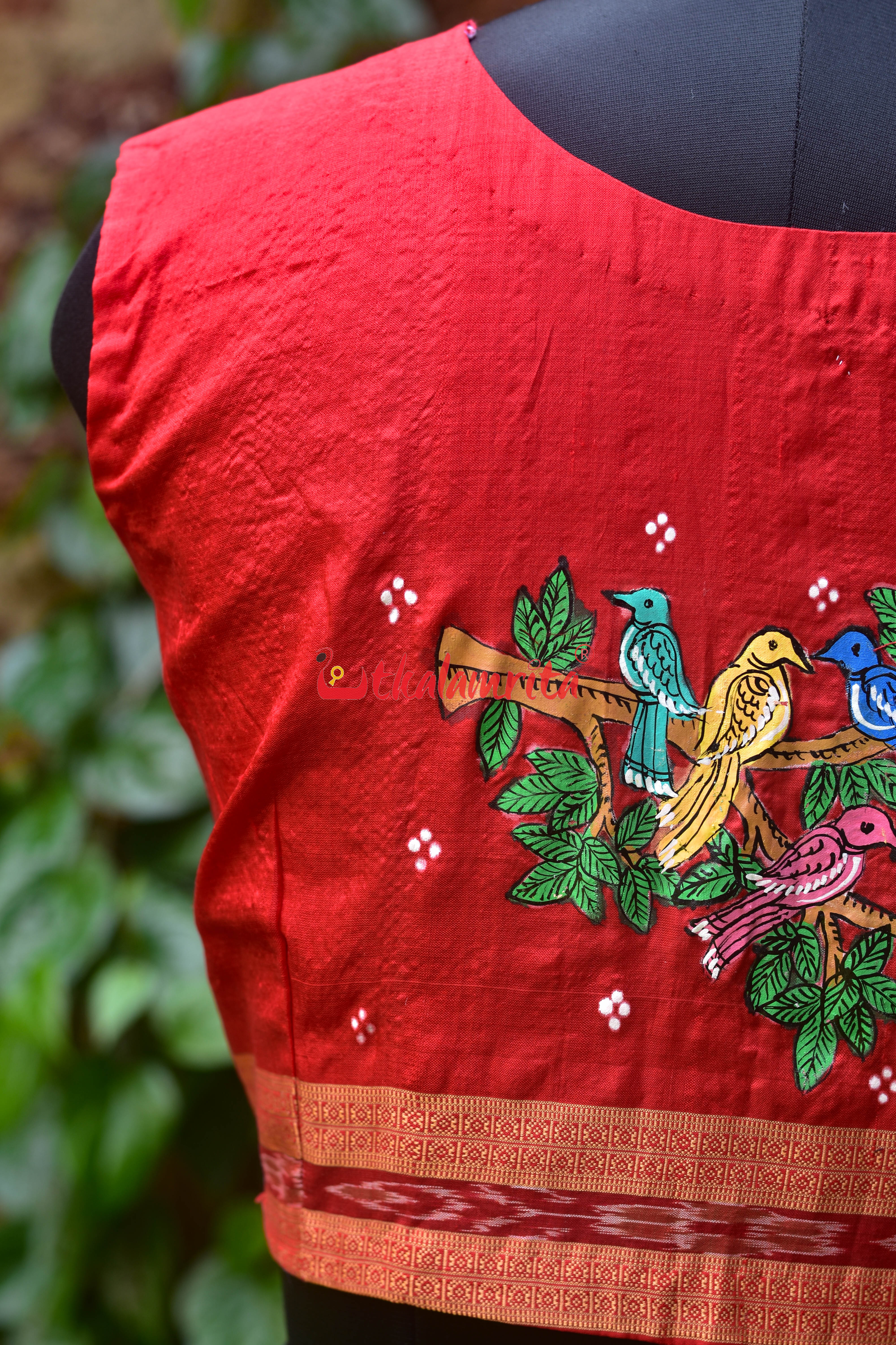 Red Fish Bandha Border Chadhei Silk (Blouse Piece)