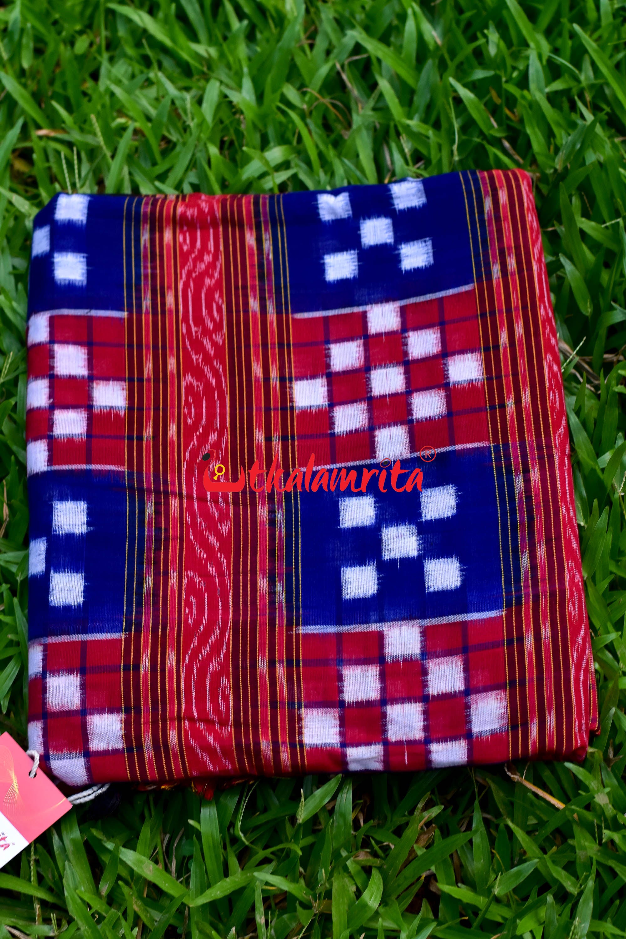 5 Kuthi Bichitrapuri Red Blue (Fabric)