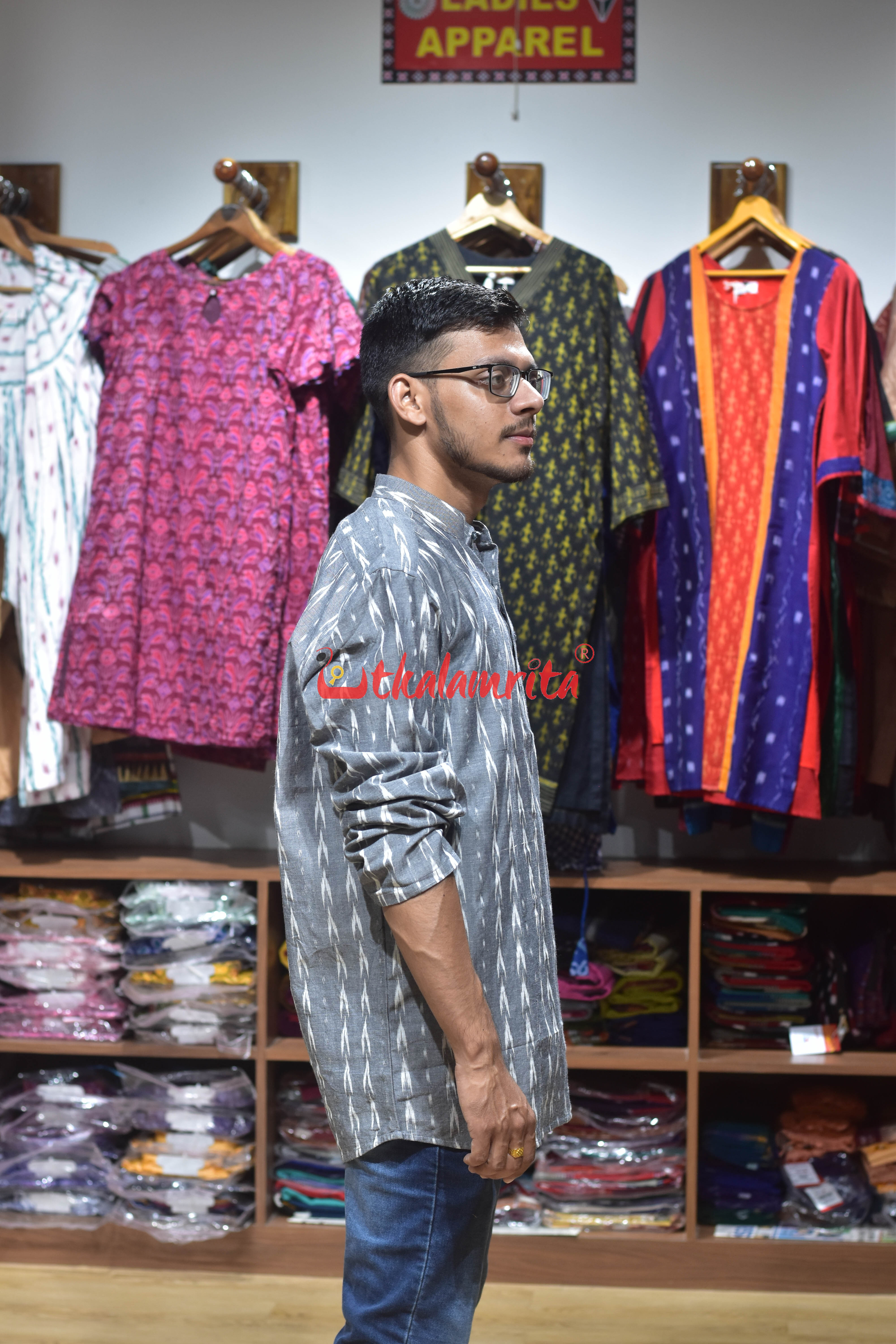 Grey White Arrows (Men's Short Kurta)