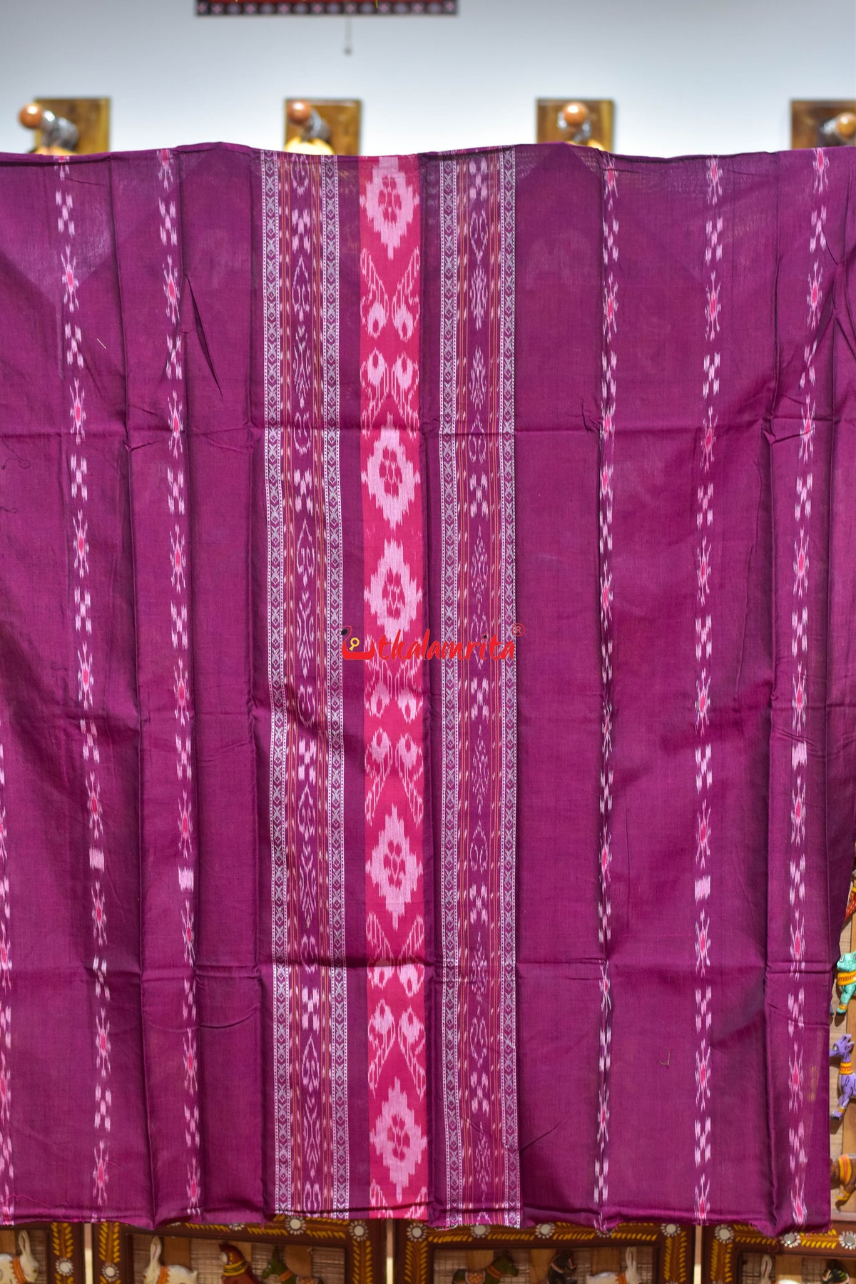 Magenta Golden Middle Sankha Chakra Design Dress Set