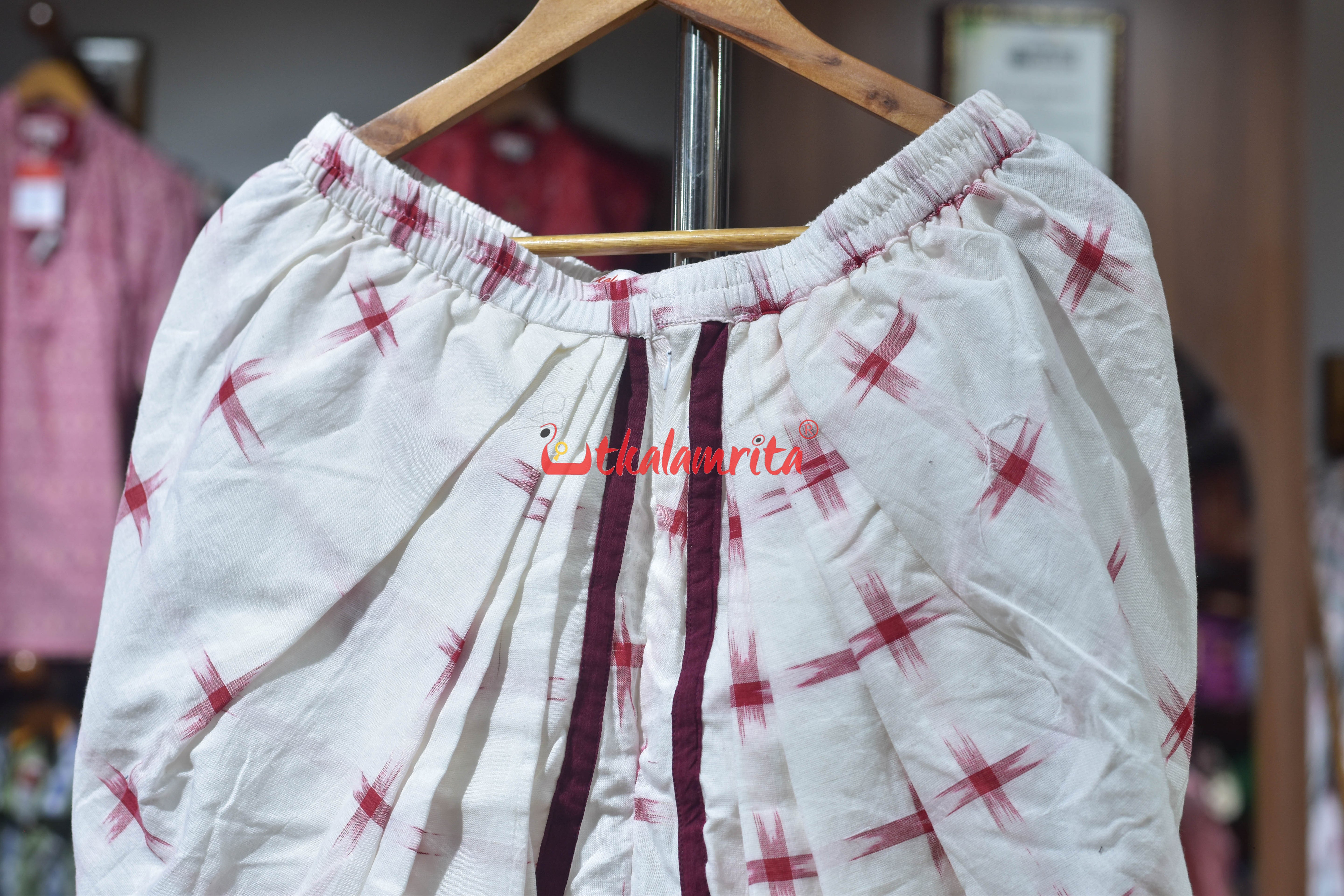 White with Red Star (Ladies' Tulip Pant)