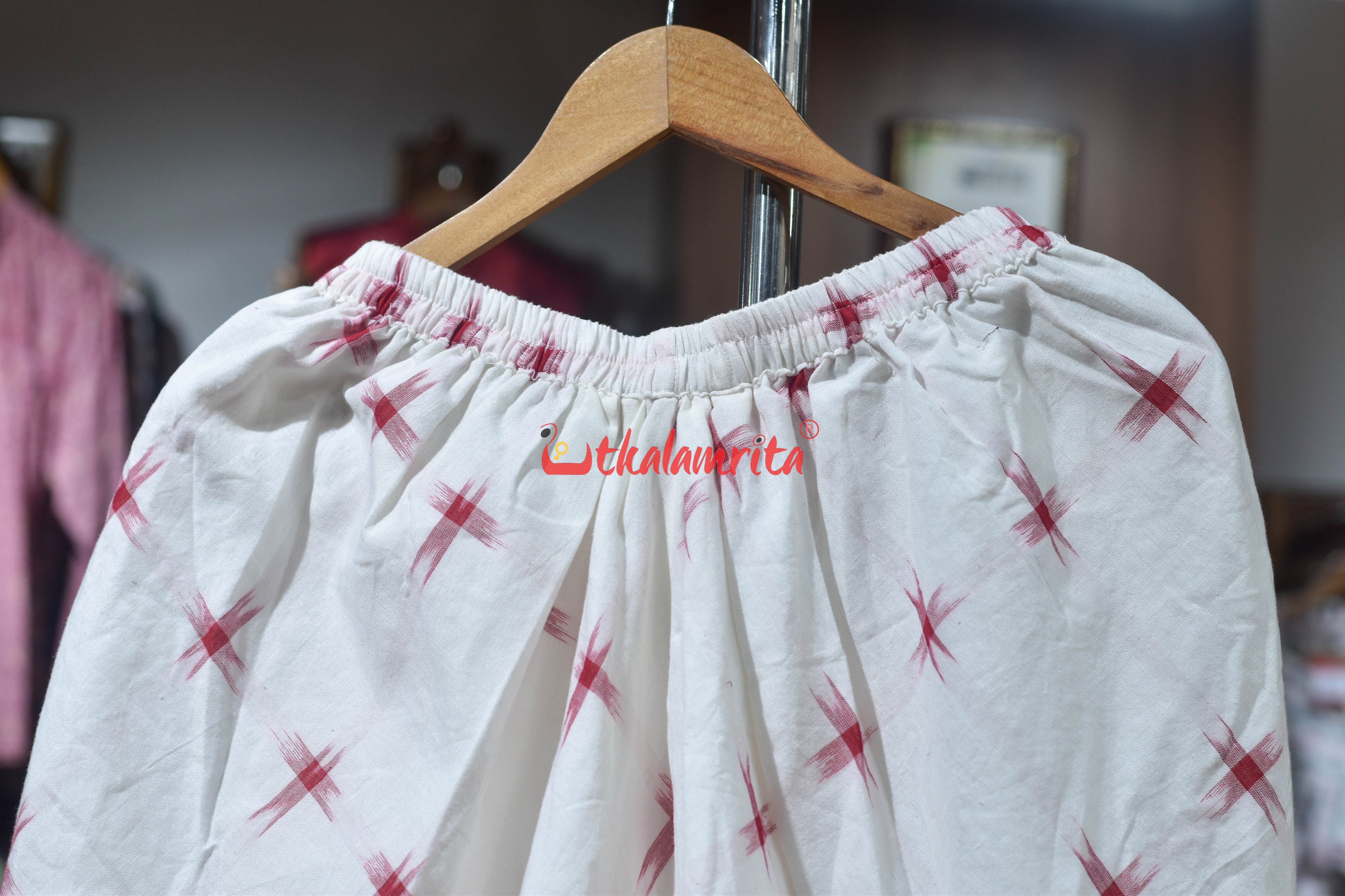 White with Red Star (Ladies' Tulip Pant)