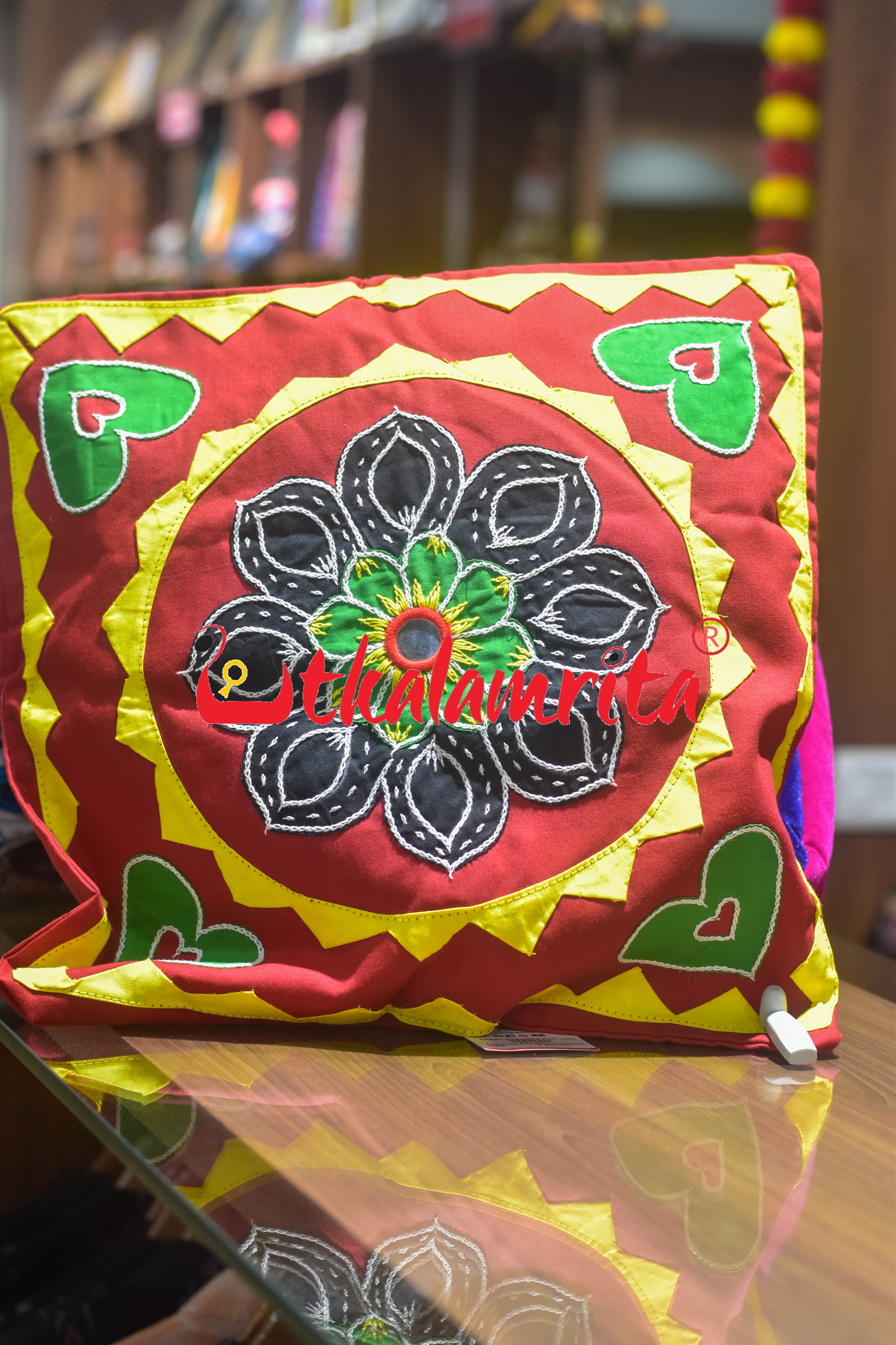 Red Black Single Flower Applique (Cushion Cover)